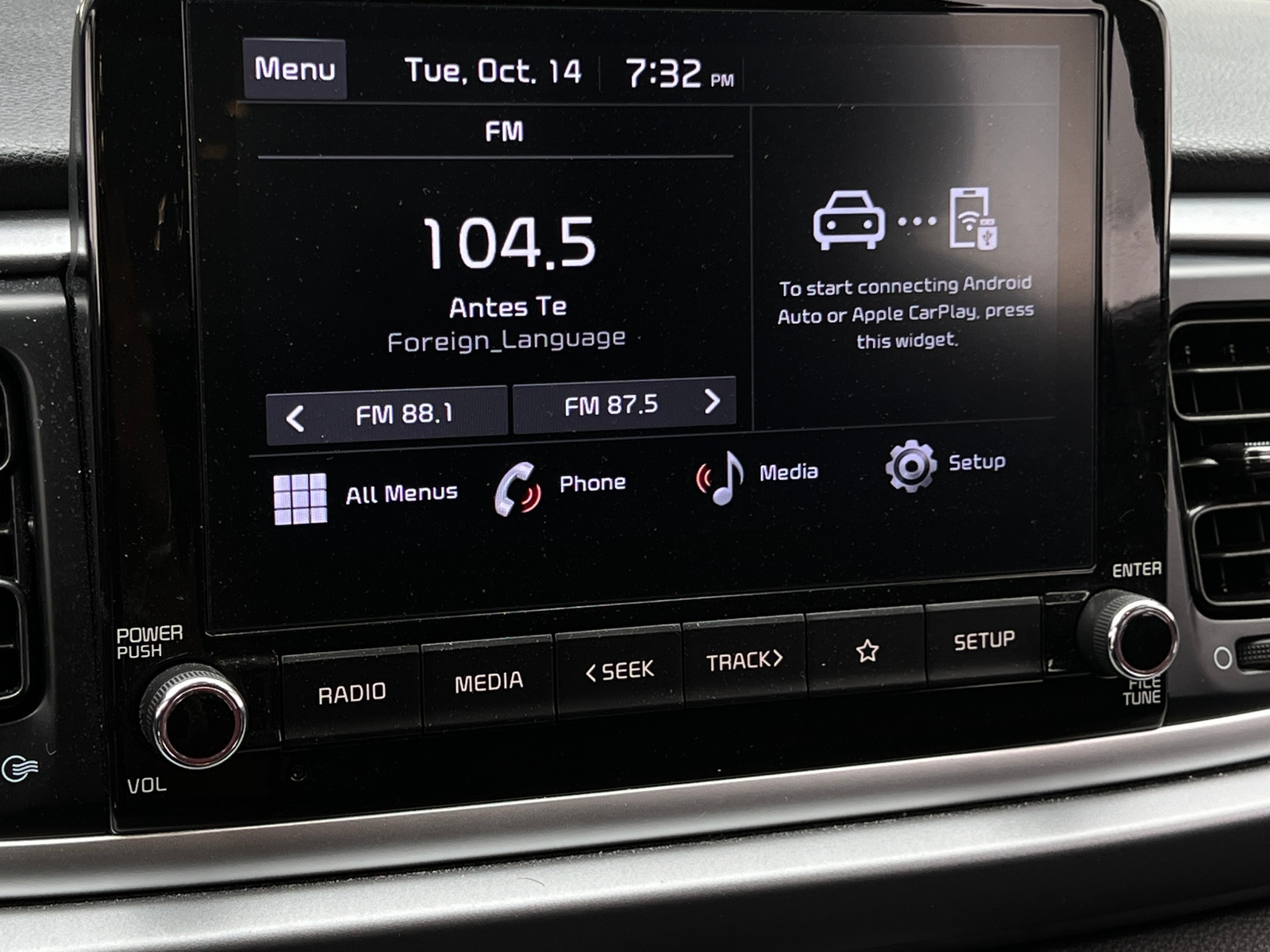 Thumbnail: 2022 Kia Rio - 4