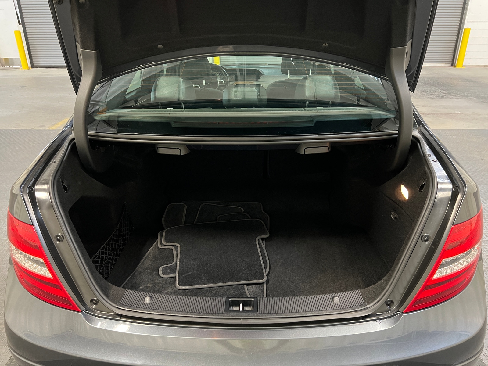 Thumbnail: 2014 Mercedes-Benz C-Class - 6
