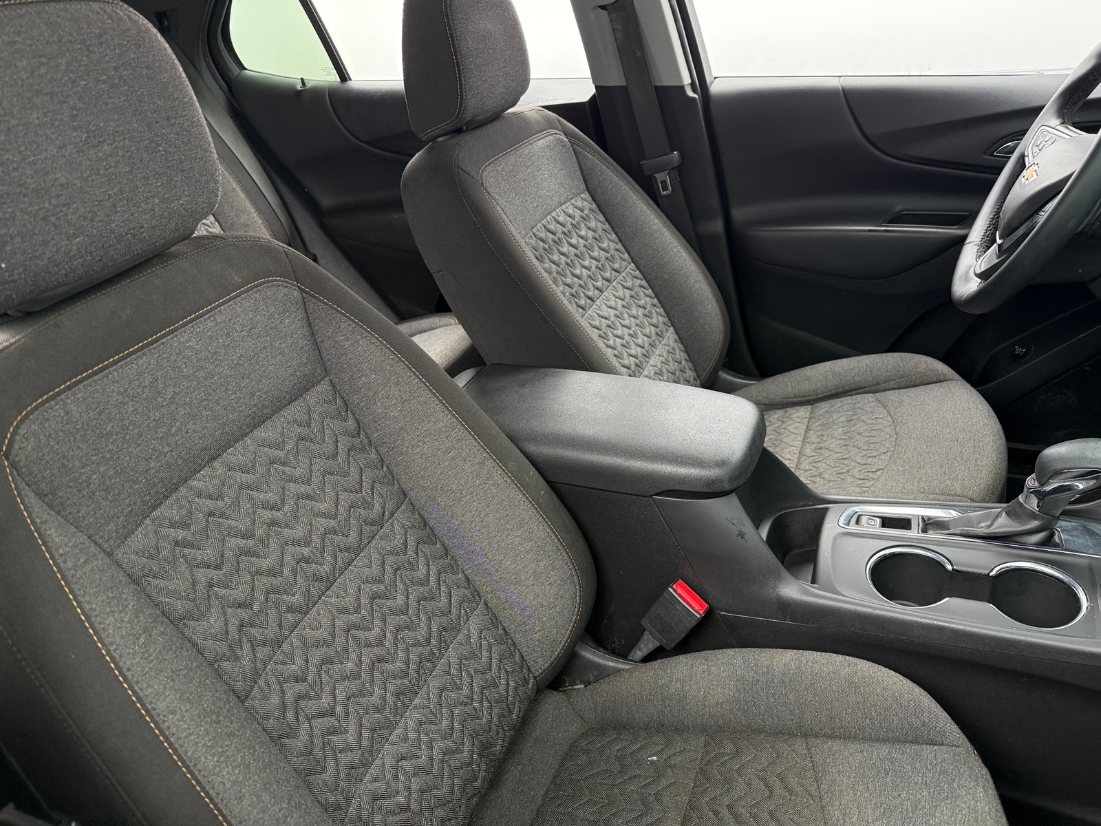 Thumbnail: 2023 Chevrolet Equinox - 2