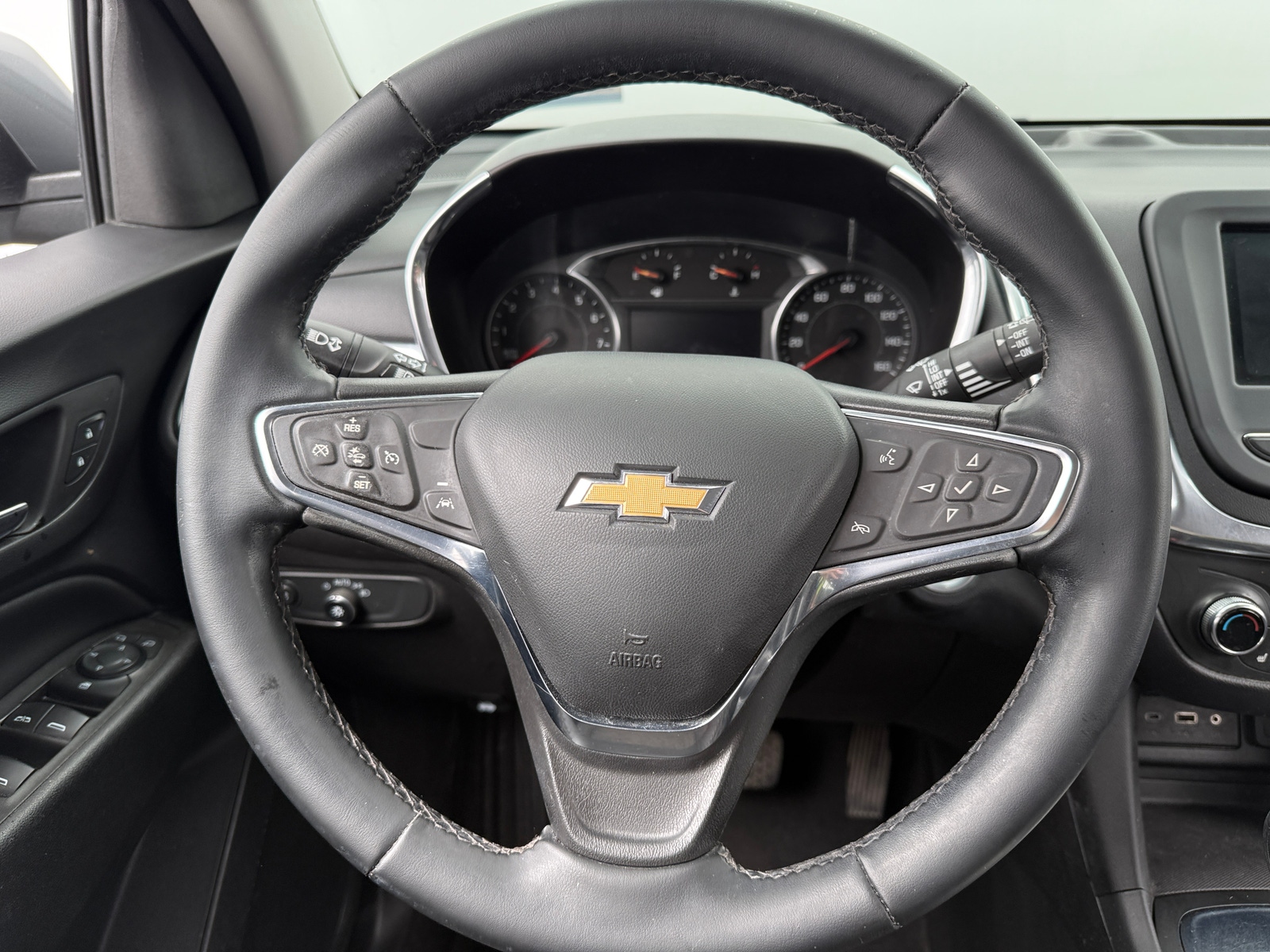 Thumbnail: 2023 Chevrolet Equinox - 5
