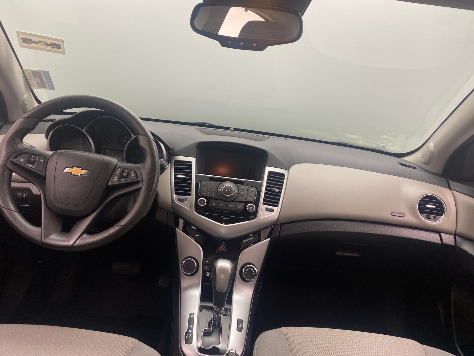 Thumbnail: 2015 Chevrolet Cruze - 3