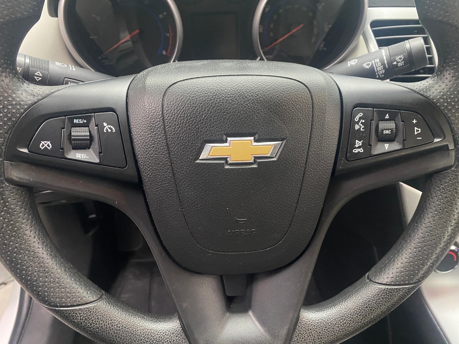 Thumbnail: 2015 Chevrolet Cruze - 5