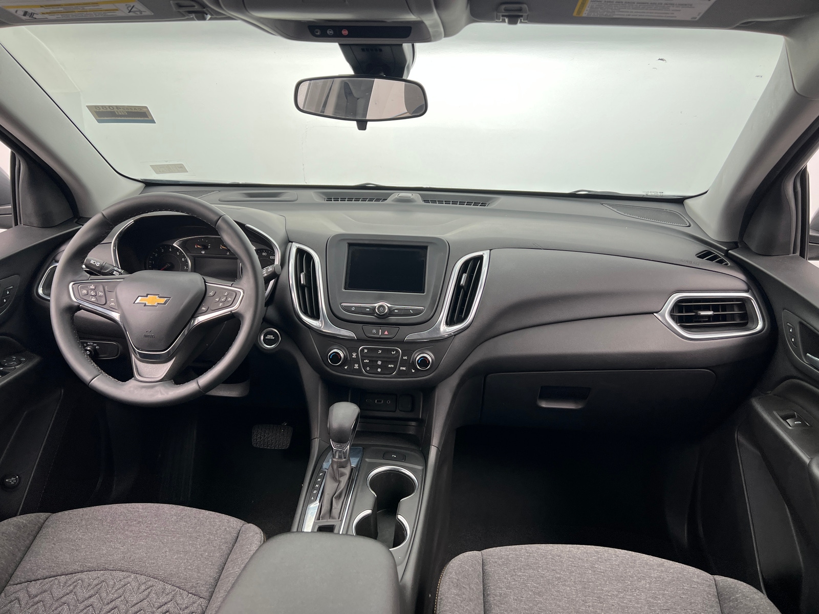 Thumbnail: 2023 Chevrolet Equinox - 3