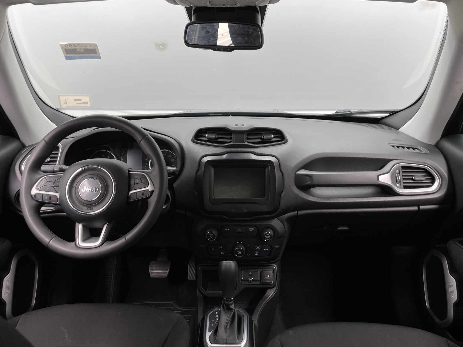 Thumbnail: 2019 Jeep Renegade - 3
