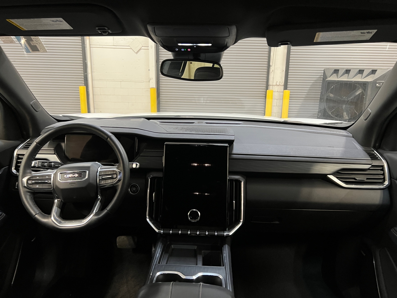 Thumbnail: 2024 GMC Acadia - 2