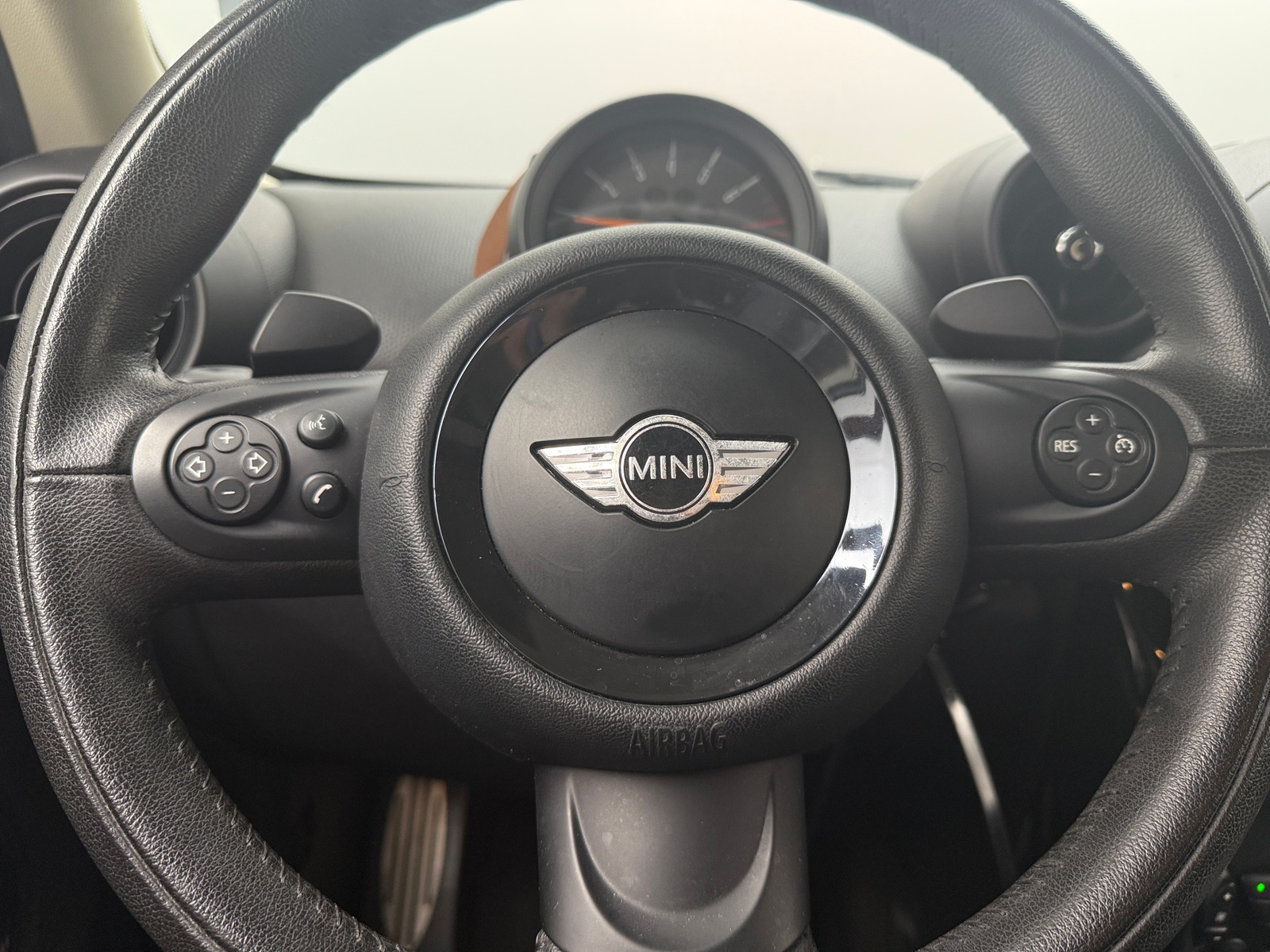 Thumbnail: 2016 MINI Cooper Countryman - 4