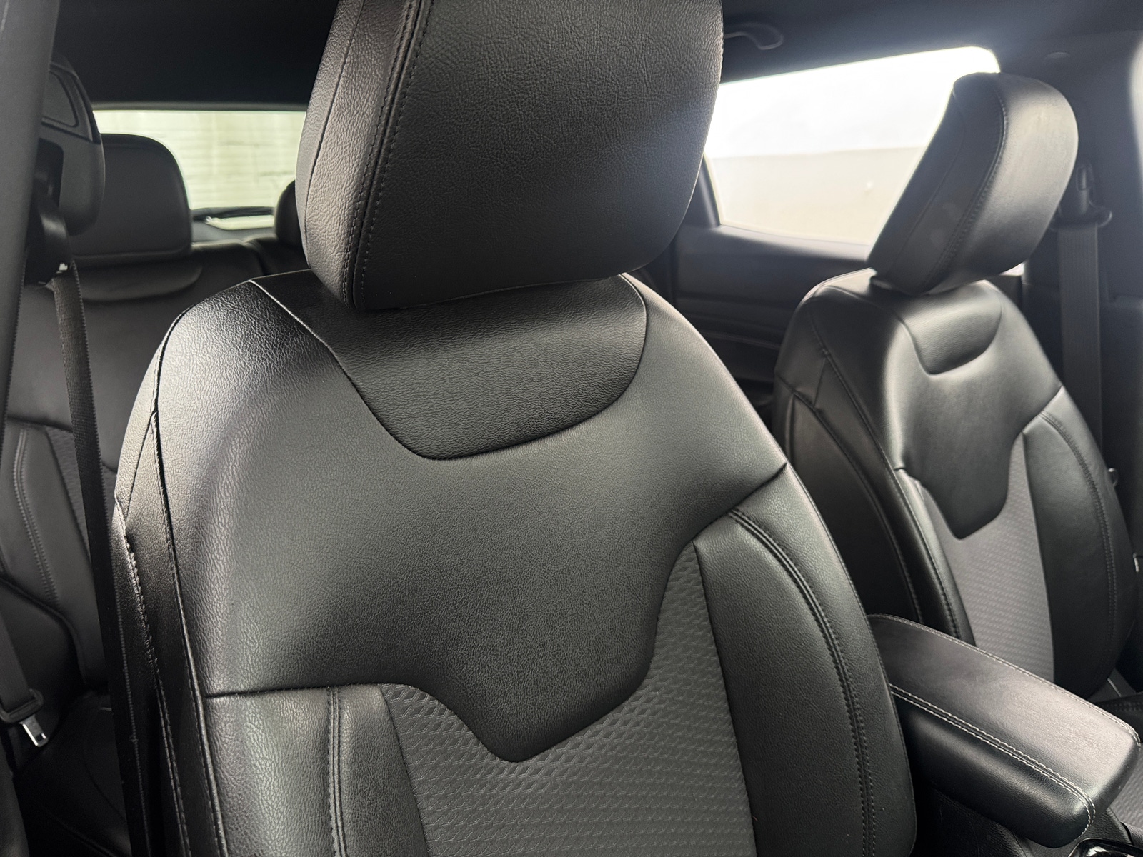 Thumbnail: 2022 Jeep Compass - 2