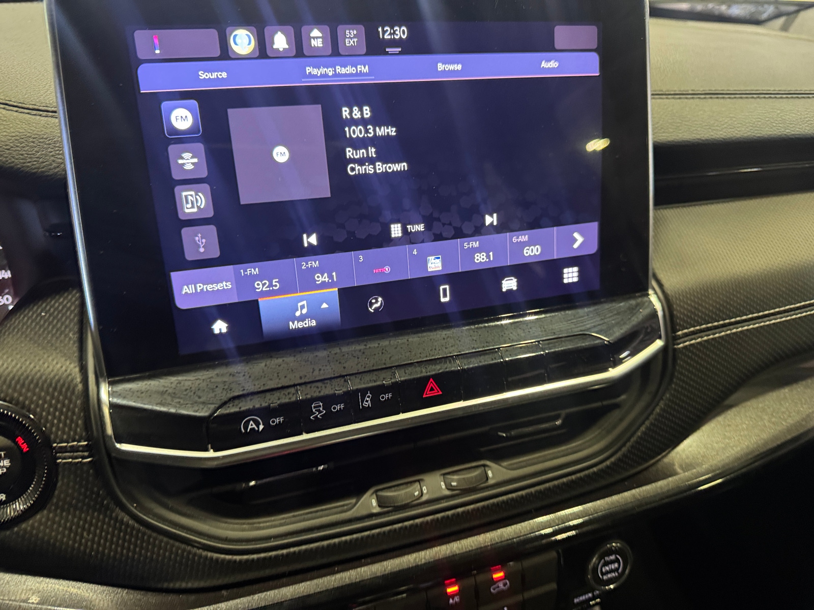 Thumbnail: 2022 Jeep Compass - 4