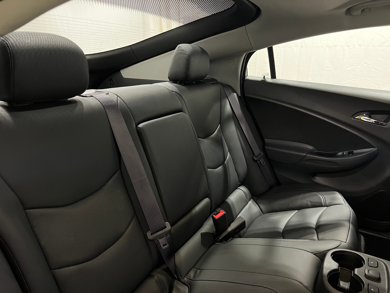 Thumbnail: 2016 Chevrolet Volt - 5
