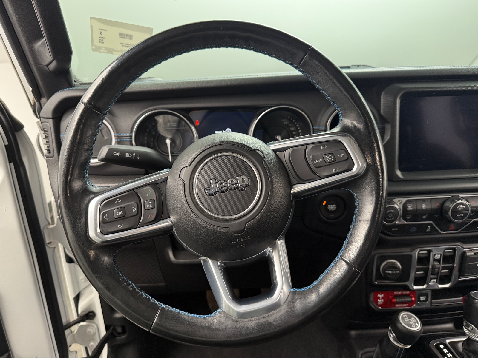 Thumbnail: 2022 Jeep Wrangler - 4