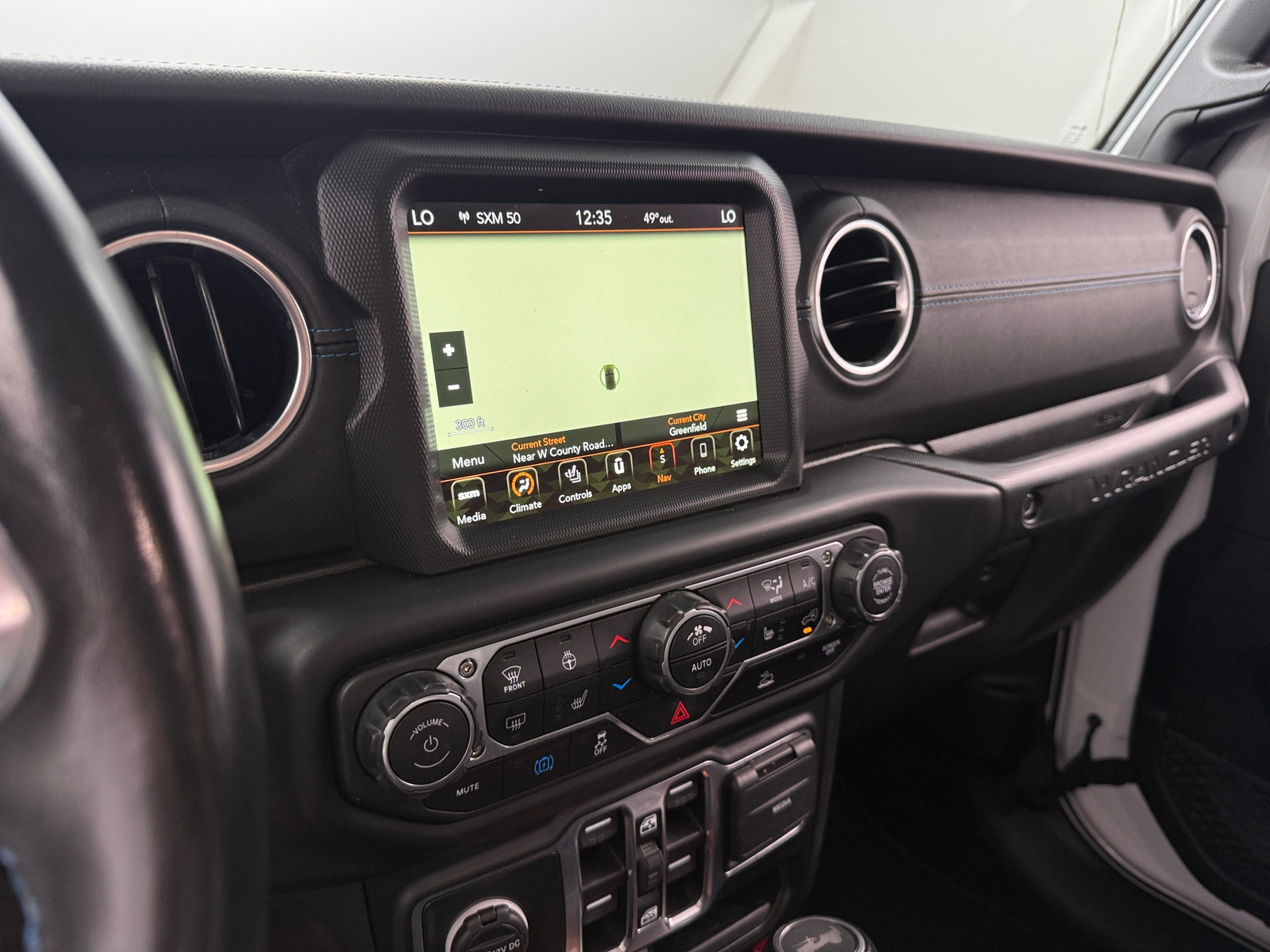 Thumbnail: 2022 Jeep Wrangler - 3