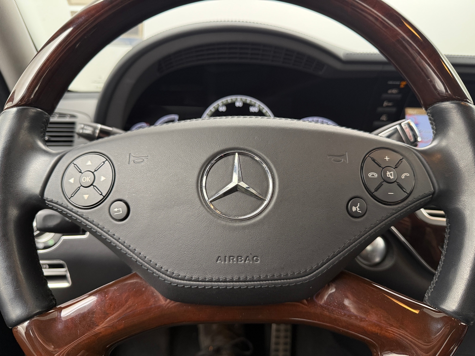Thumbnail: 2013 Mercedes-Benz S-Class - 4