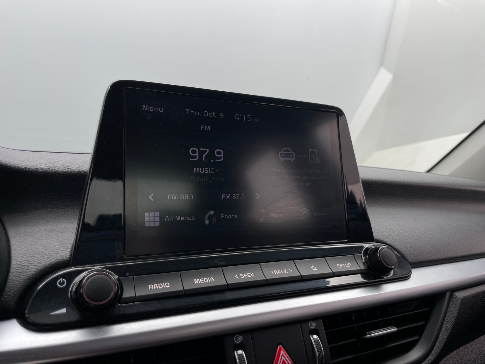 Thumbnail: 2024 Kia Forte - 4