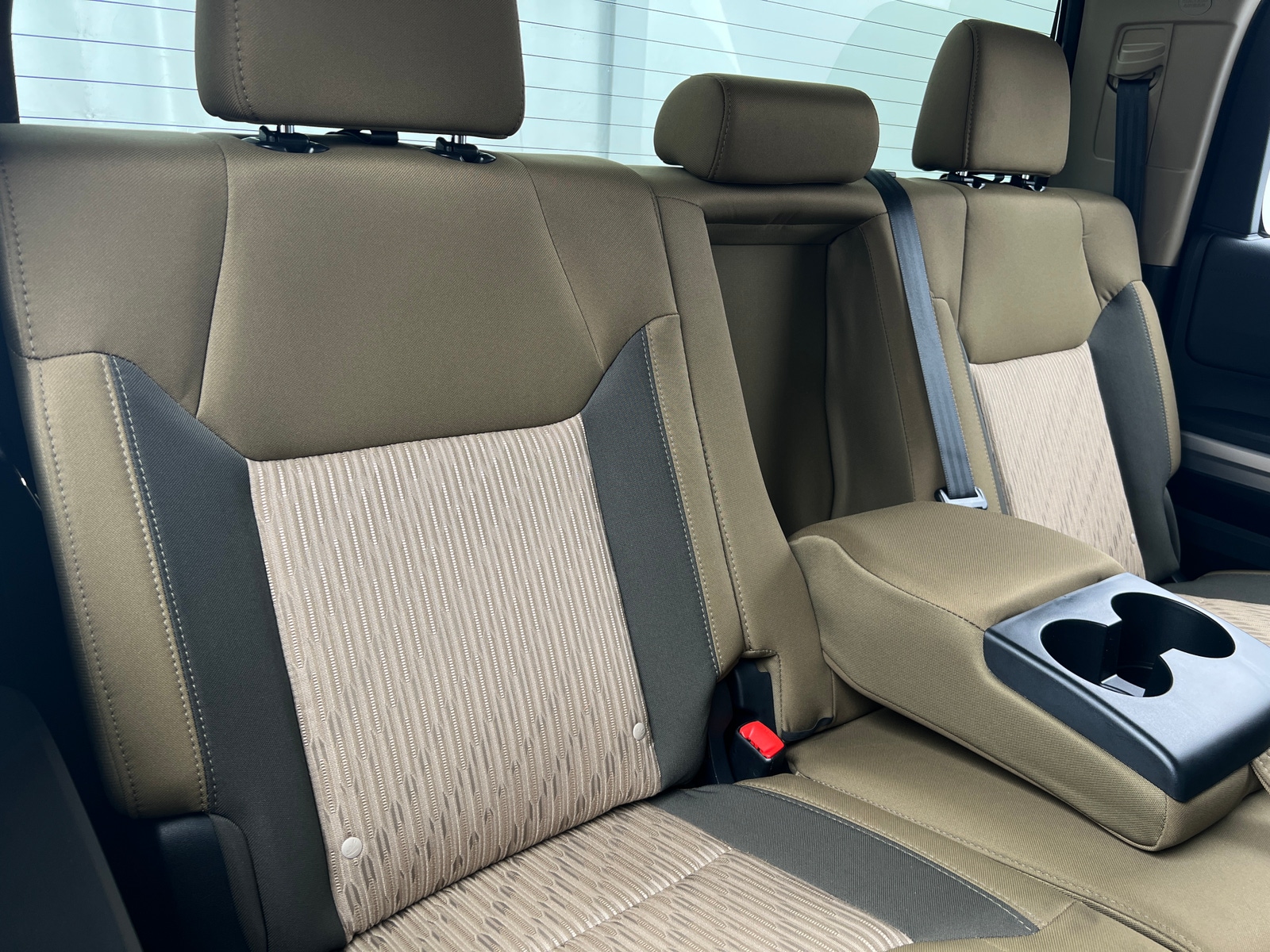 Thumbnail: 2016 Toyota Tundra - 6
