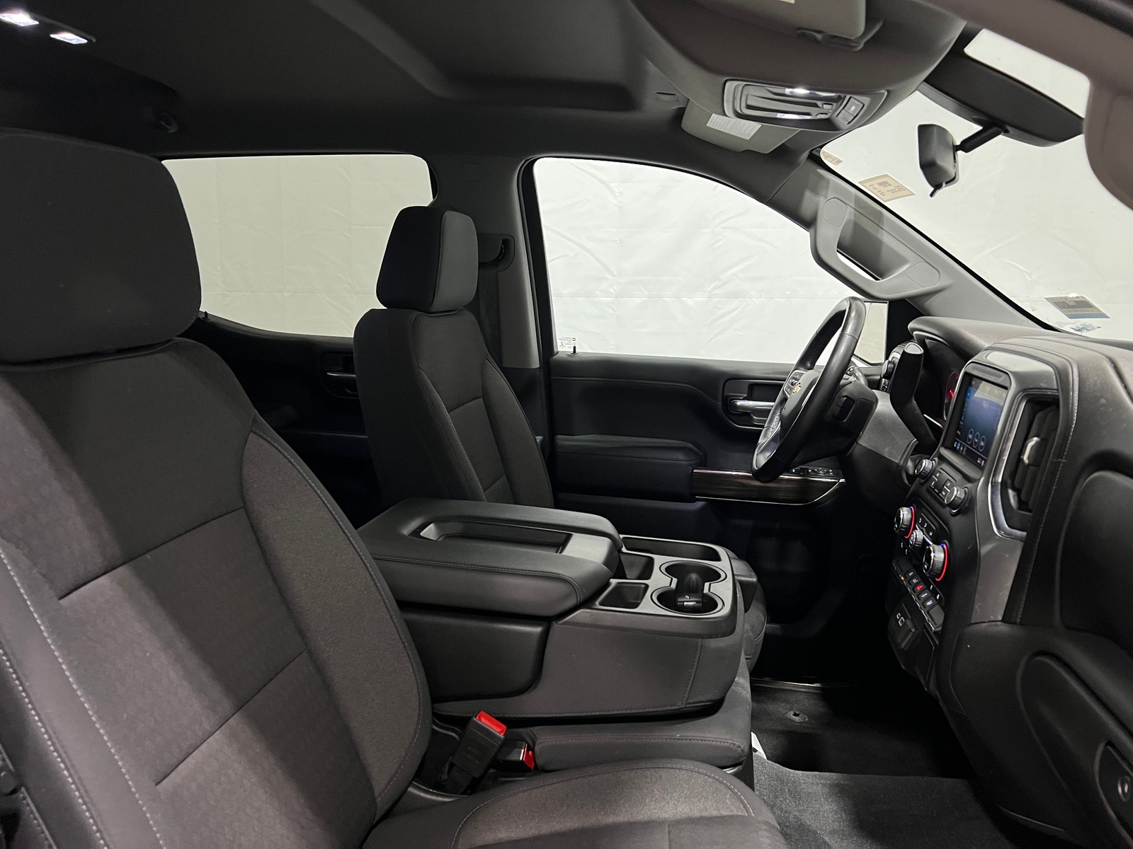 Thumbnail: 2020 Chevrolet Silverado 1500 - 2