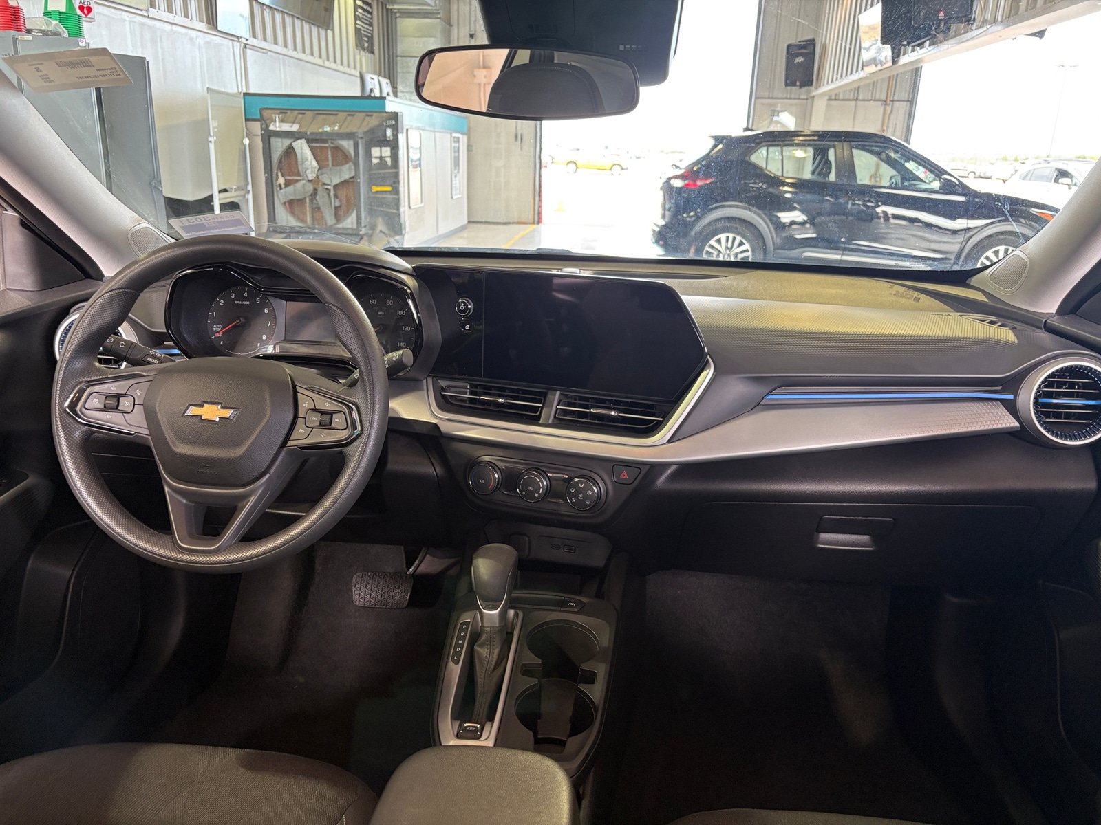 Thumbnail: 2025 Chevrolet Trax - 3