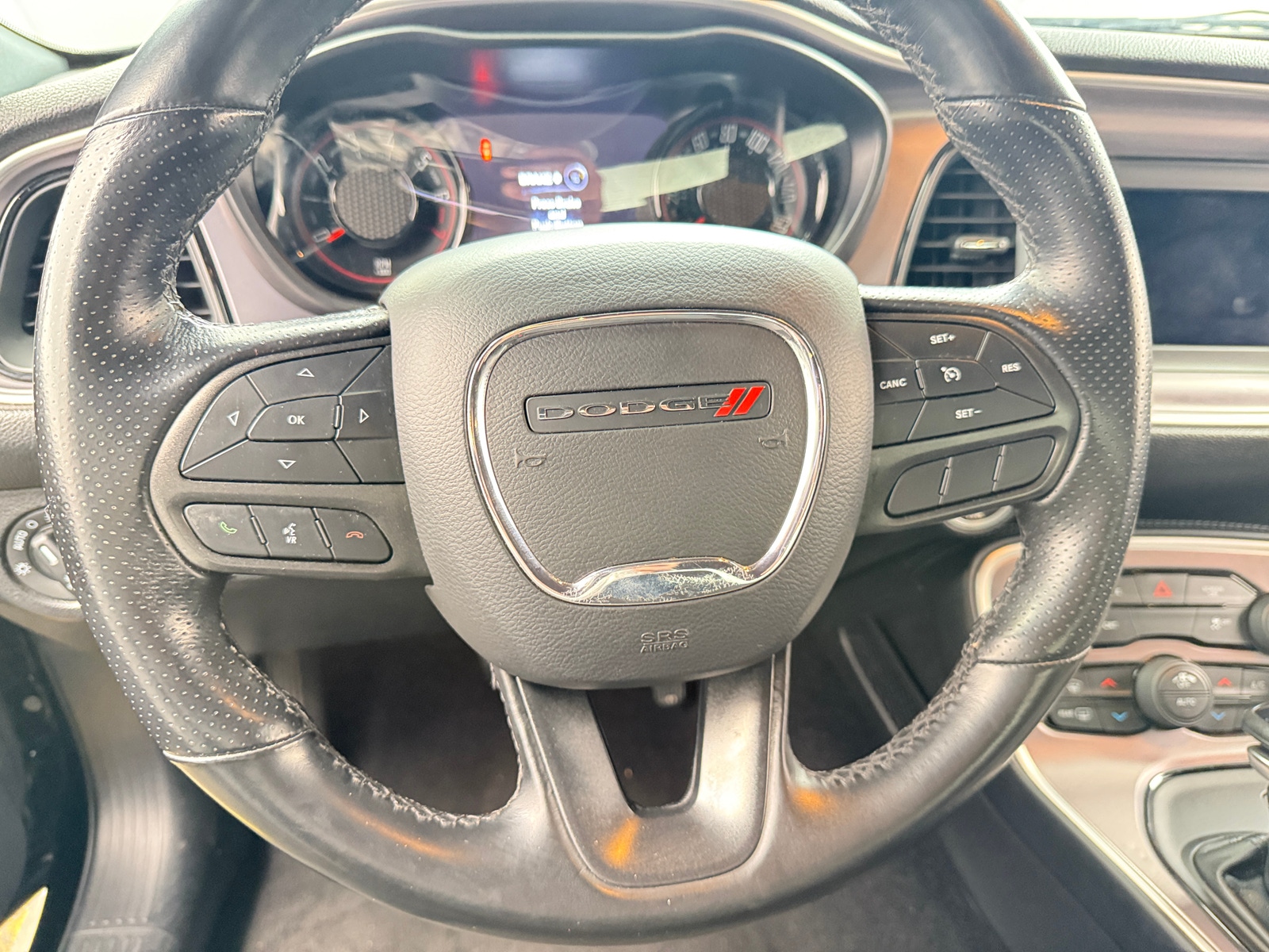 Thumbnail: 2022 Dodge Challenger - 4