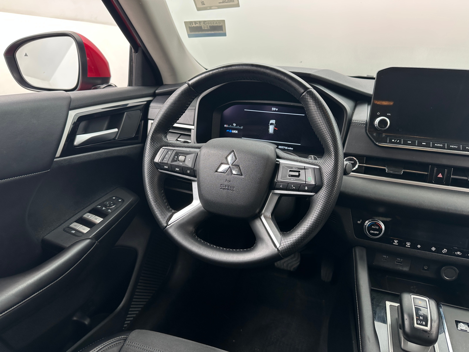 Thumbnail: 2023 Mitsubishi Outlander - 4