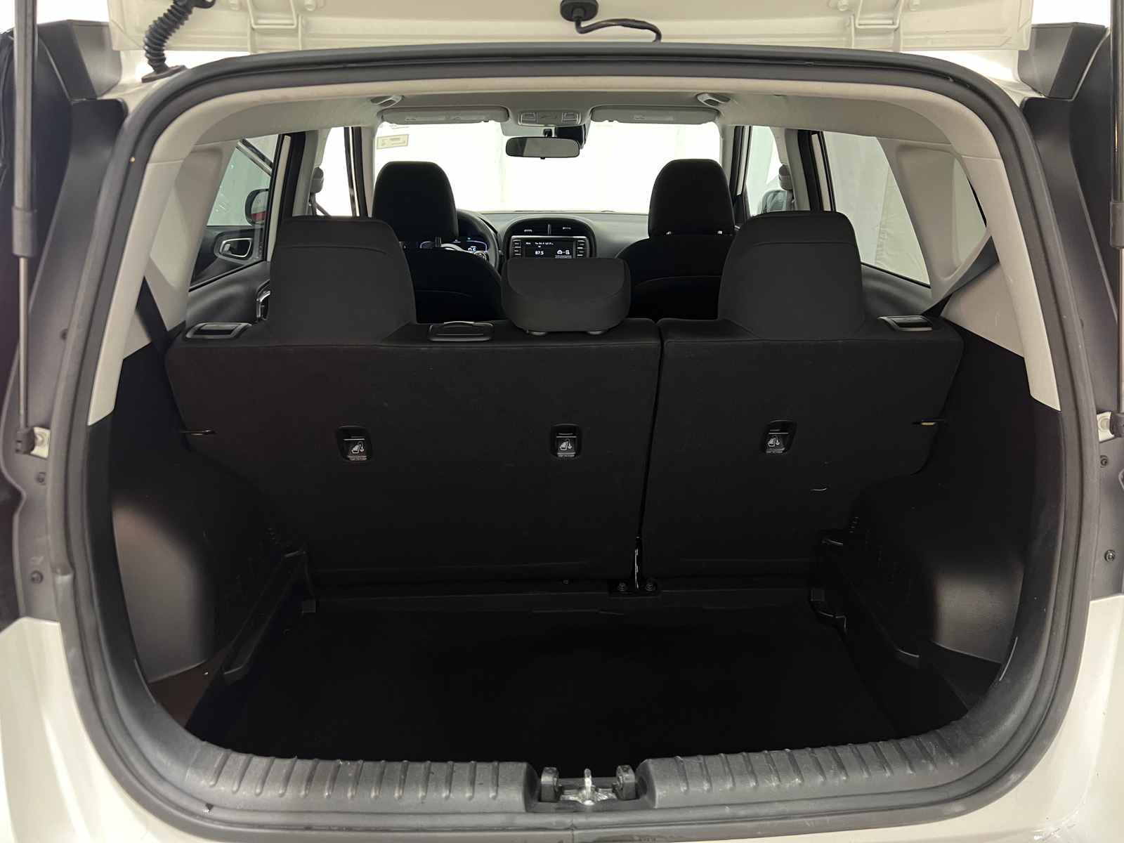 Thumbnail: 2023 Kia Soul - 7