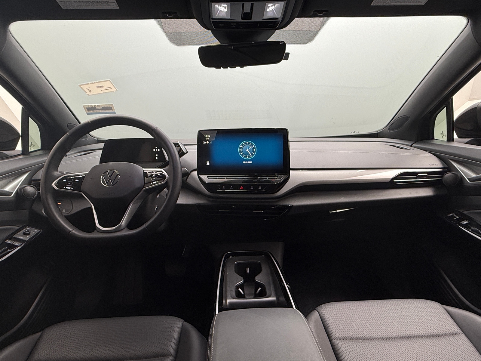 Thumbnail: 2023 Volkswagen ID.4 - 2
