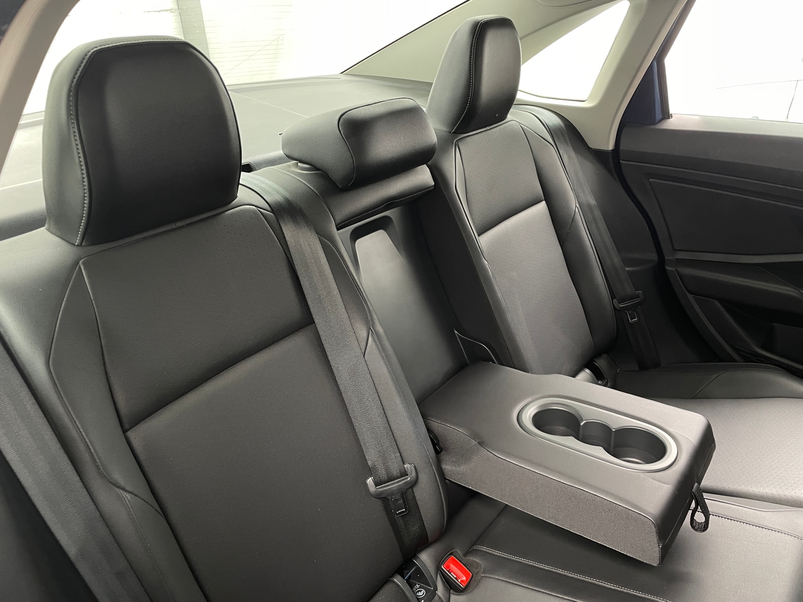 Thumbnail: 2019 Volkswagen Jetta - 5