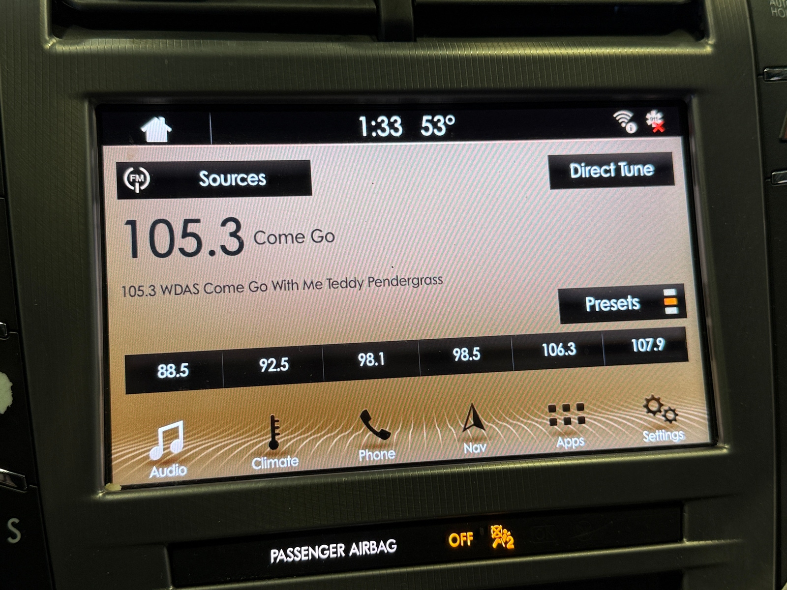 Thumbnail: 2017 Lincoln MKZ - 3