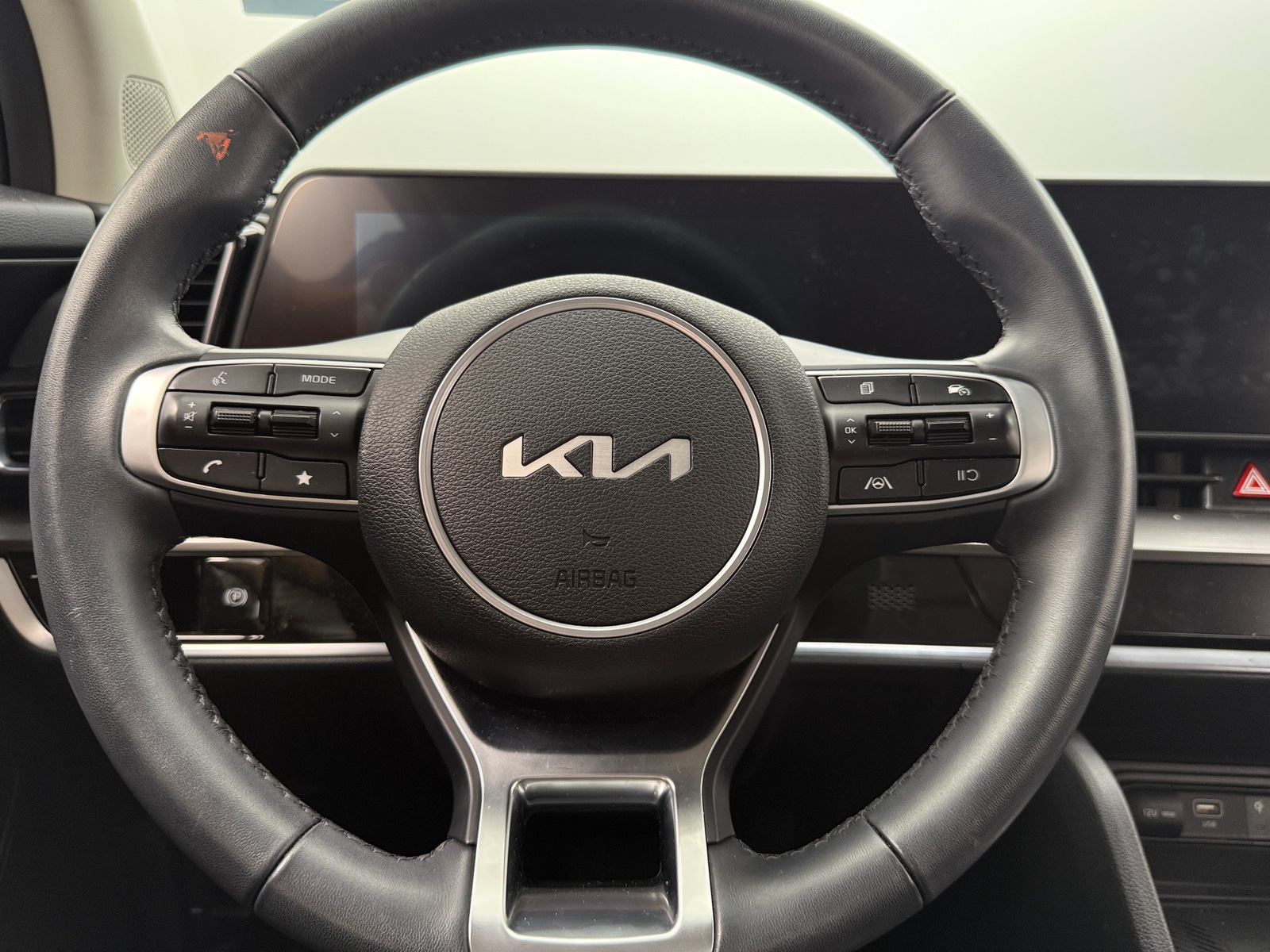 Thumbnail: 2025 Kia Sportage - 4