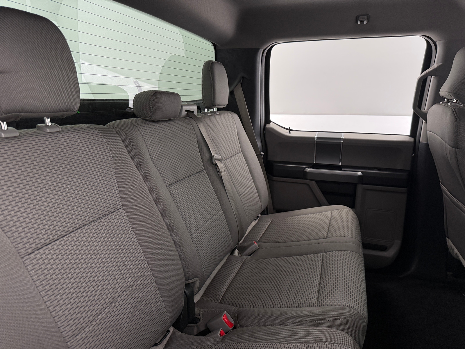 Thumbnail: 2016 Ford Econoline - 6