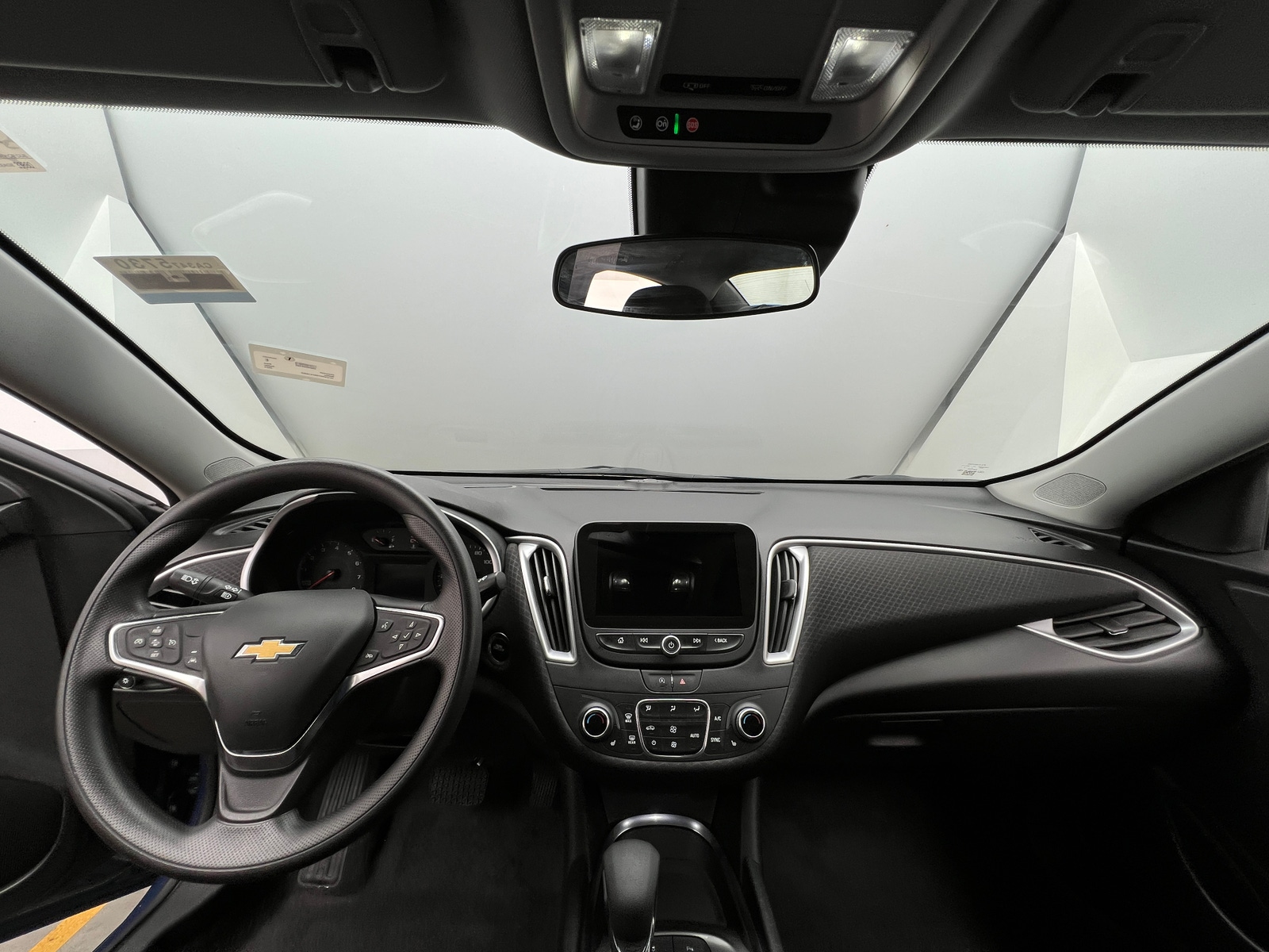 Thumbnail: 2024 Chevrolet Malibu - 3