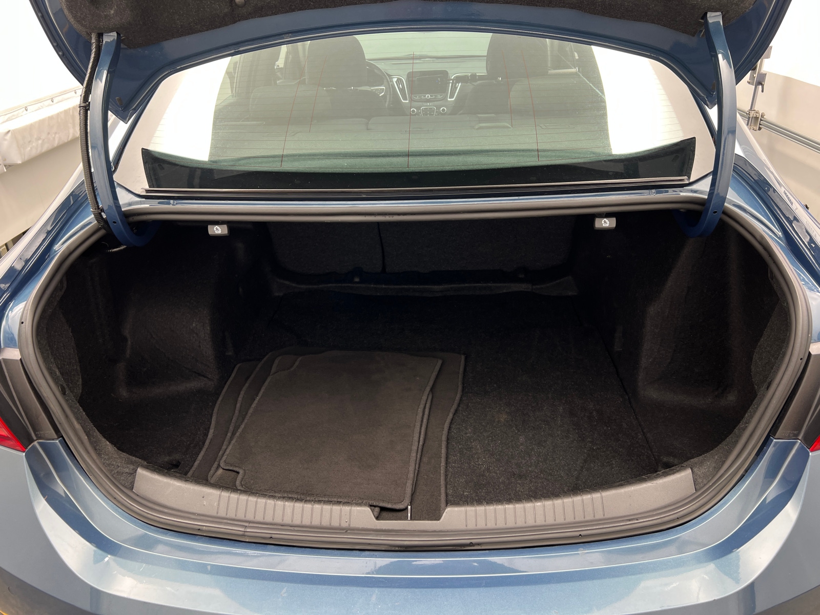 Thumbnail: 2024 Chevrolet Malibu - 7