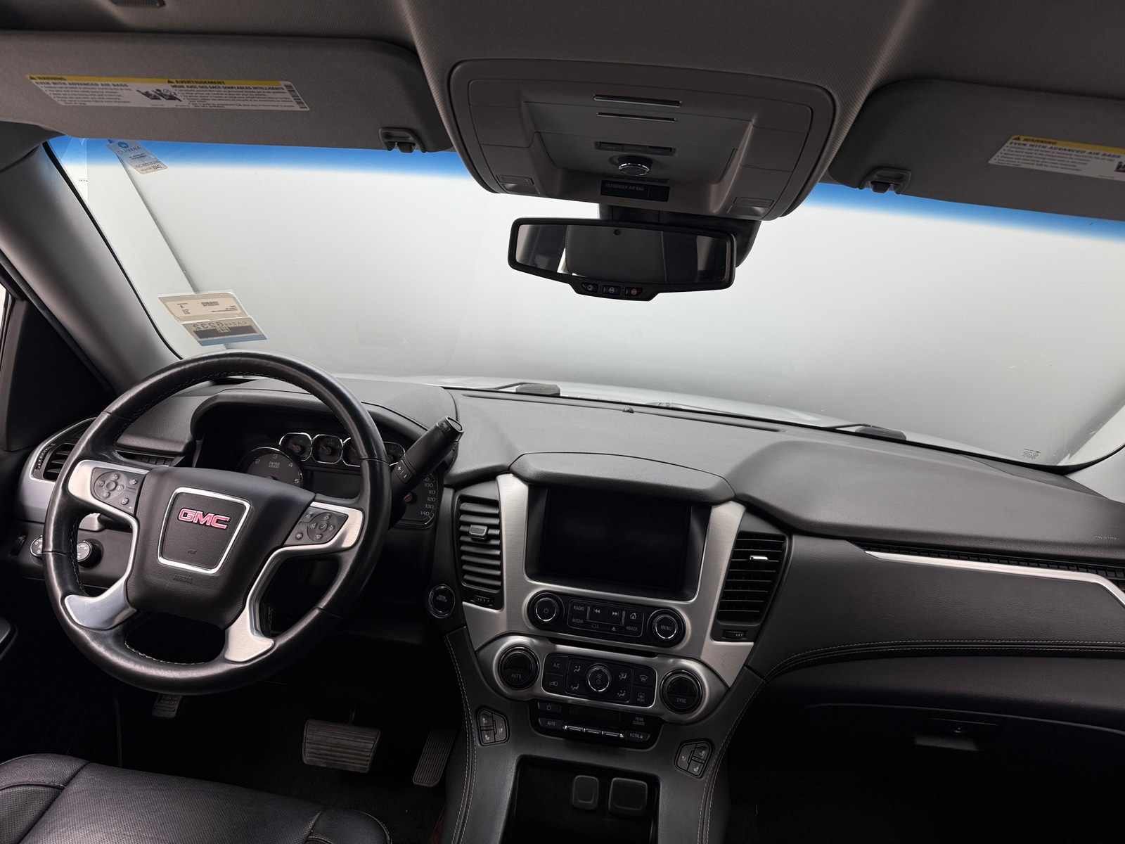 Thumbnail: 2018 GMC Yukon XL - 2