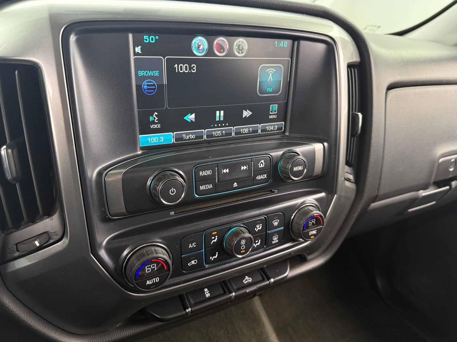 Thumbnail: 2016 Chevrolet Silverado 2500 - 4