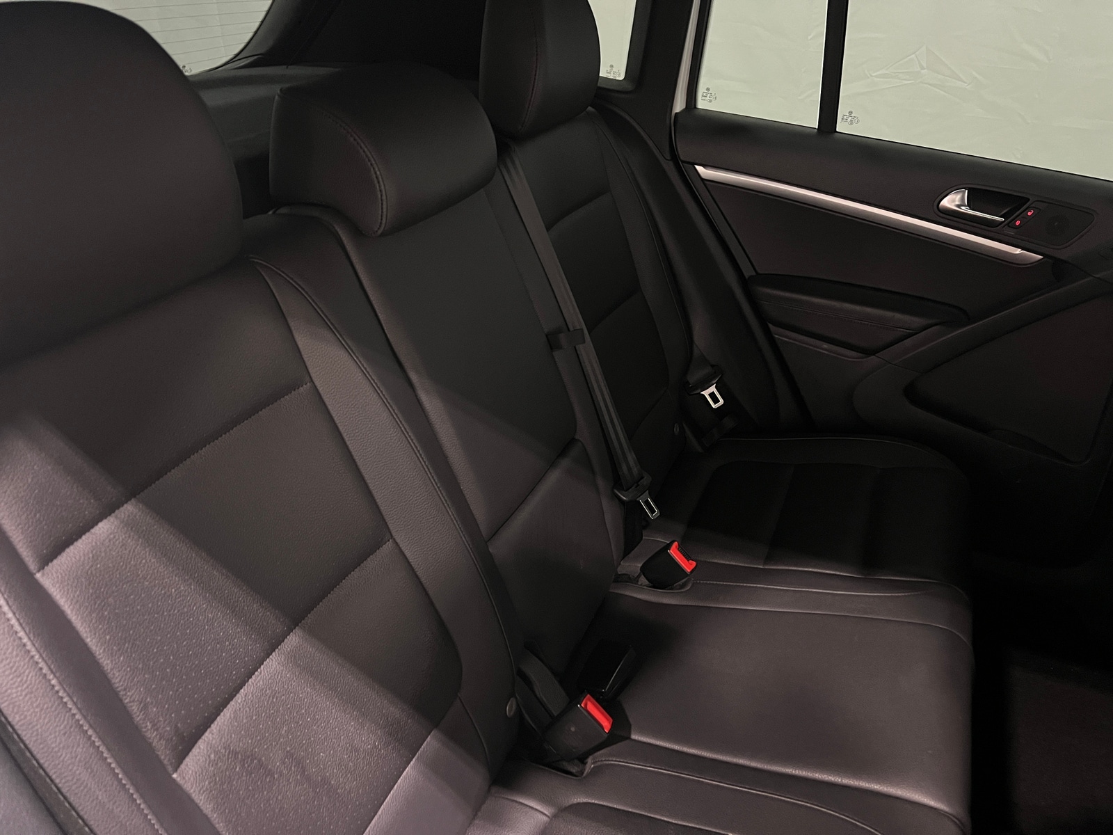 Thumbnail: 2016 Volkswagen Tiguan - 5