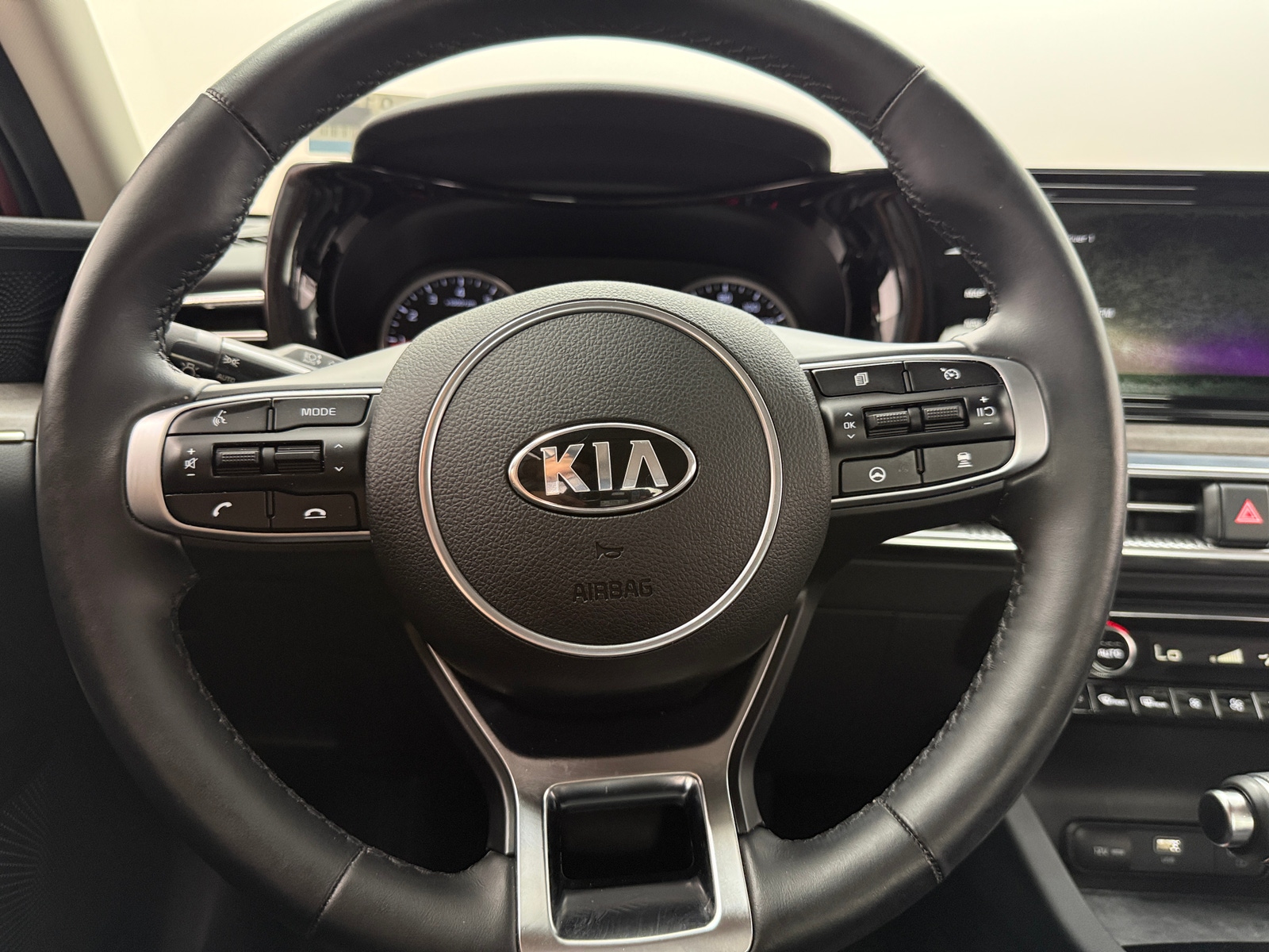 Thumbnail: 2021 Kia K5 - 4