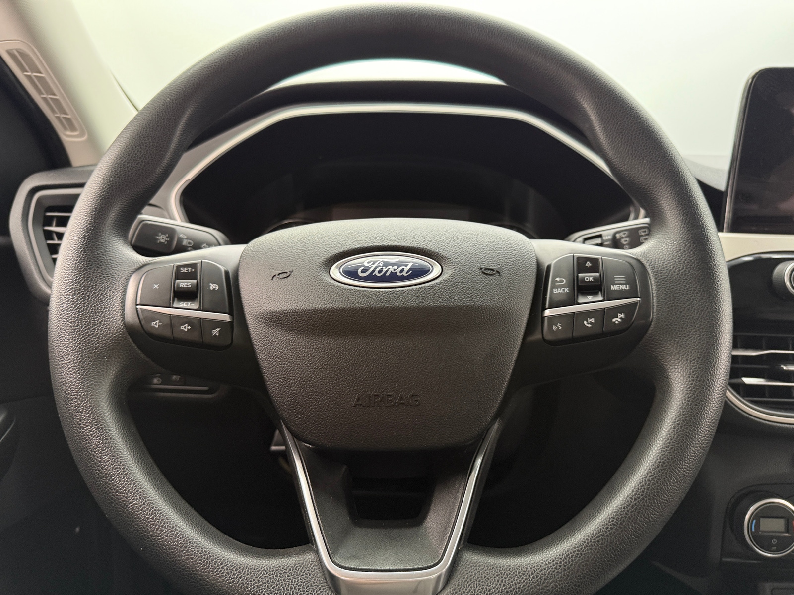 Thumbnail: 2021 Ford Escape - 5