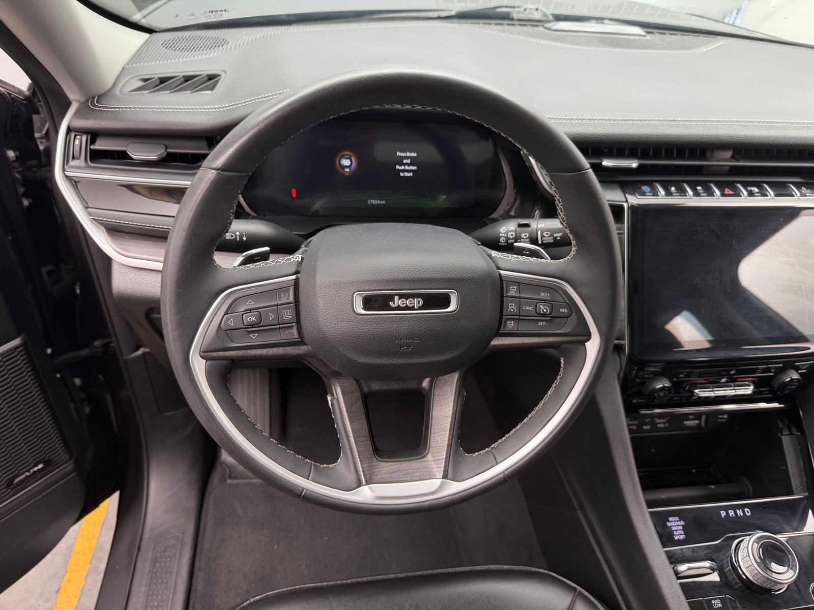 Thumbnail: 2023 Jeep Grand Cherokee - 4