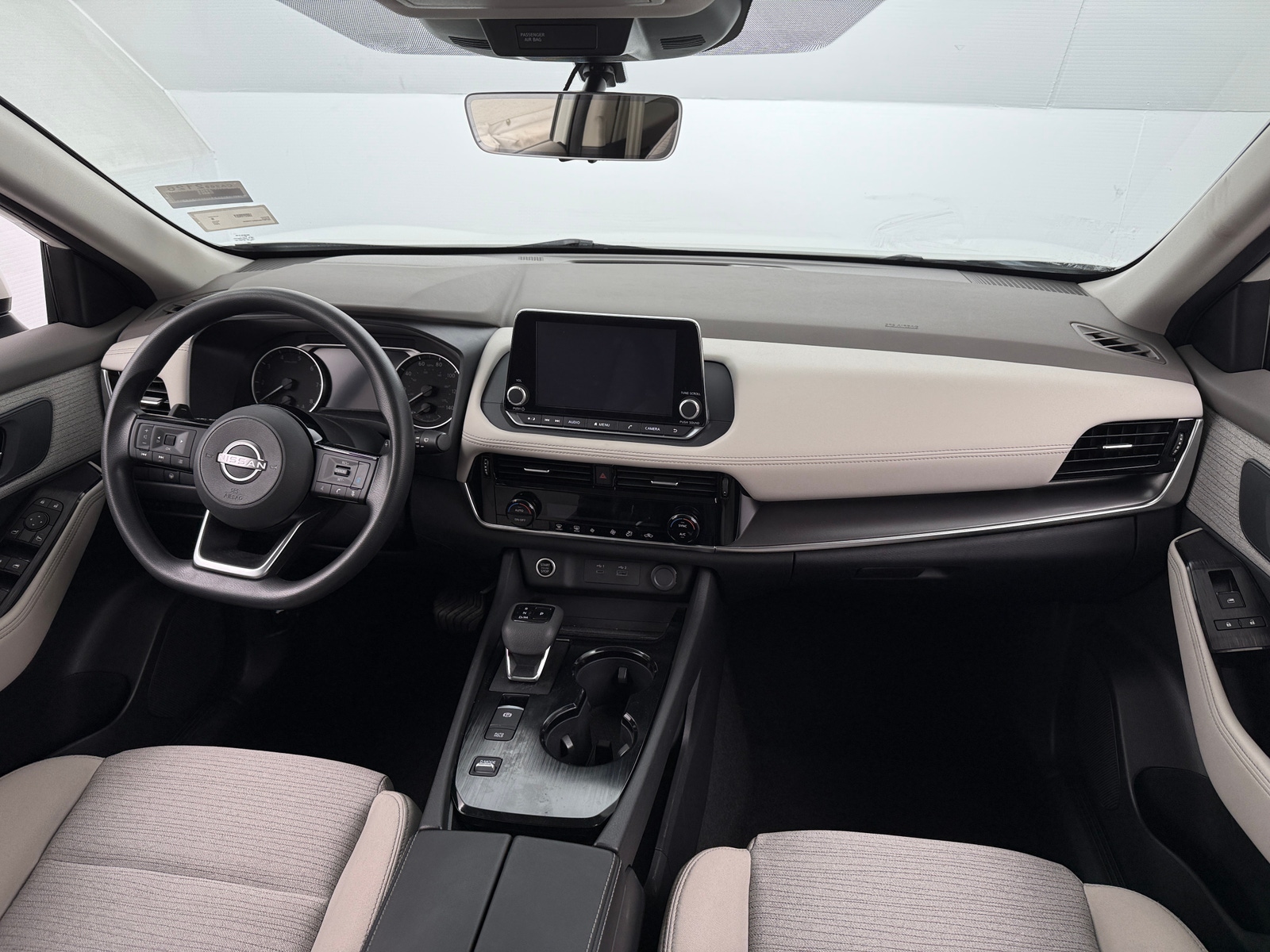 Thumbnail: 2022 Nissan Rogue - 3