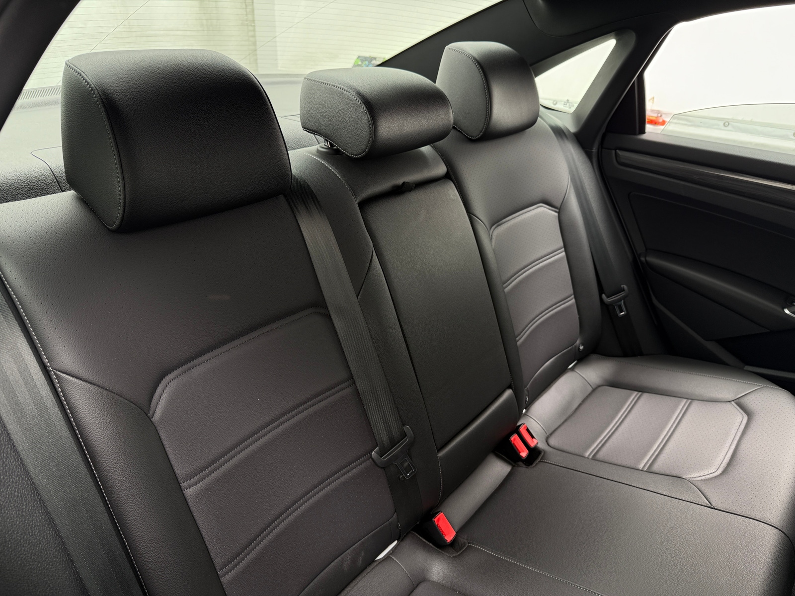 Thumbnail: 2022 Volkswagen Passat - 5