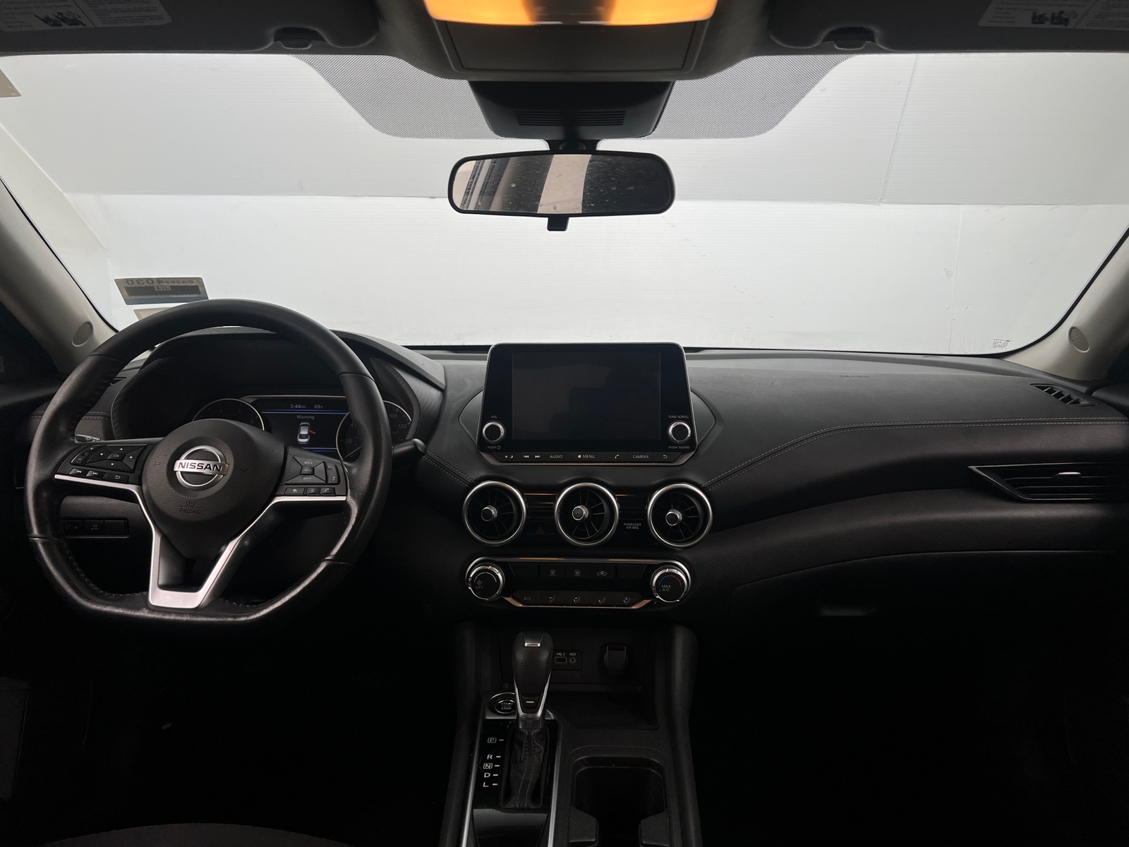 Thumbnail: 2022 Nissan Sentra - 3