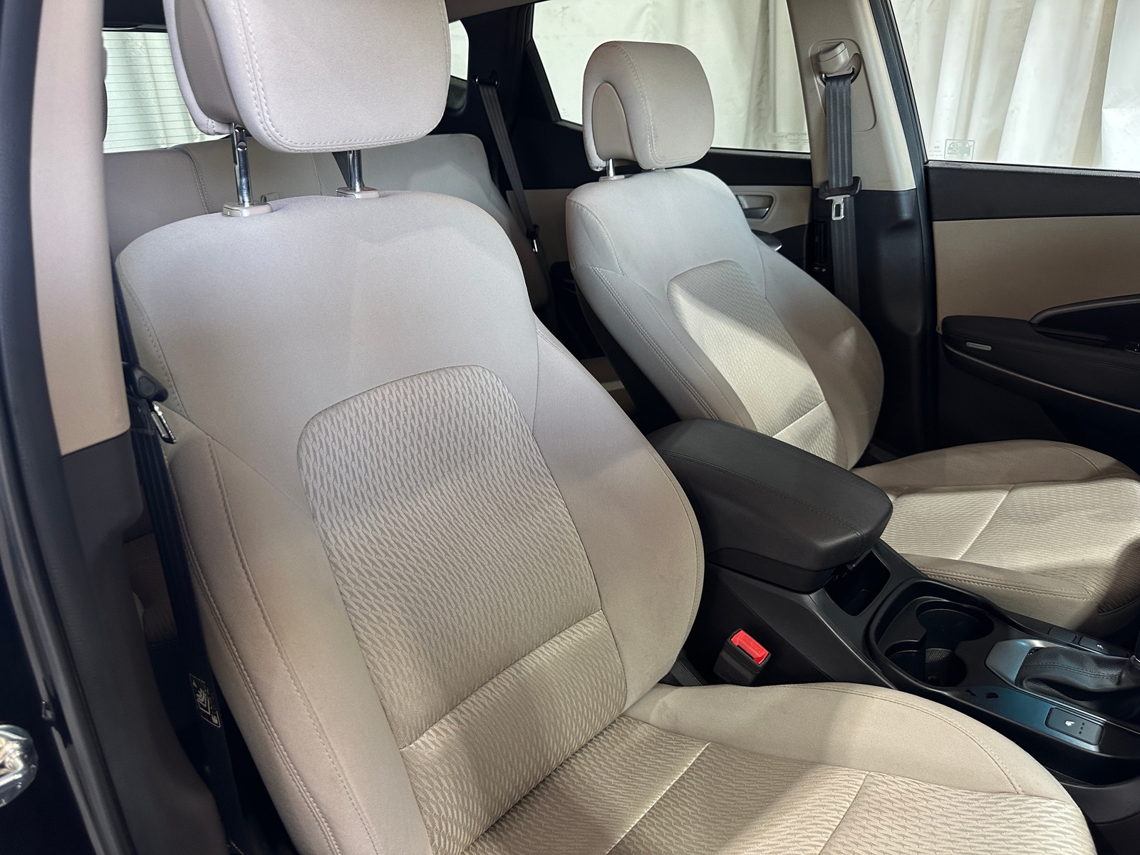 Thumbnail: 2015 Hyundai Santa Fe - 2