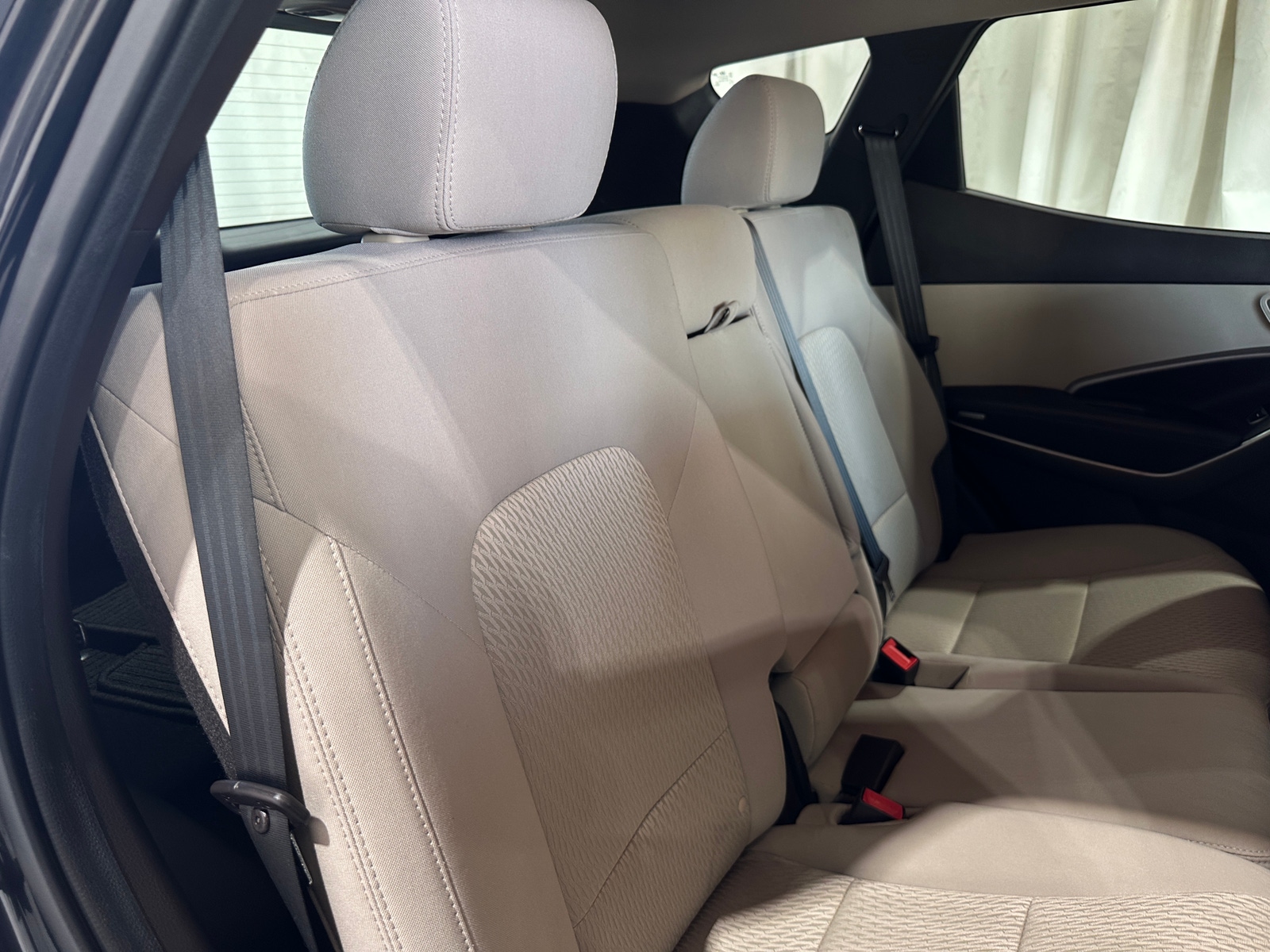 Thumbnail: 2015 Hyundai Santa Fe - 6