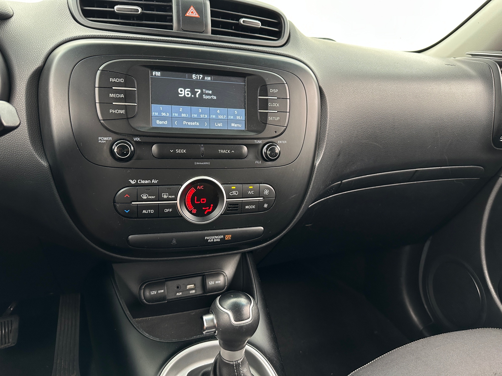 Thumbnail: 2017 Kia Soul - 4