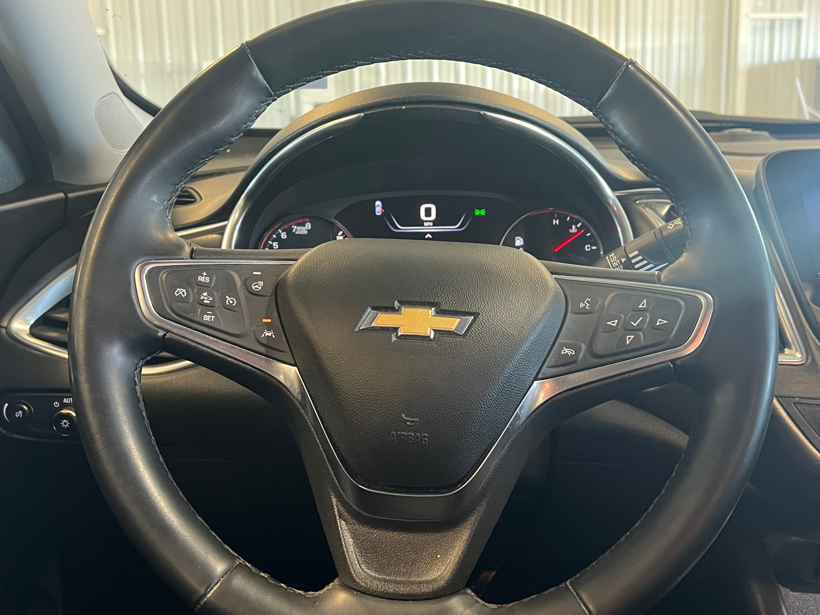 Thumbnail: 2024 Chevrolet Malibu - 4