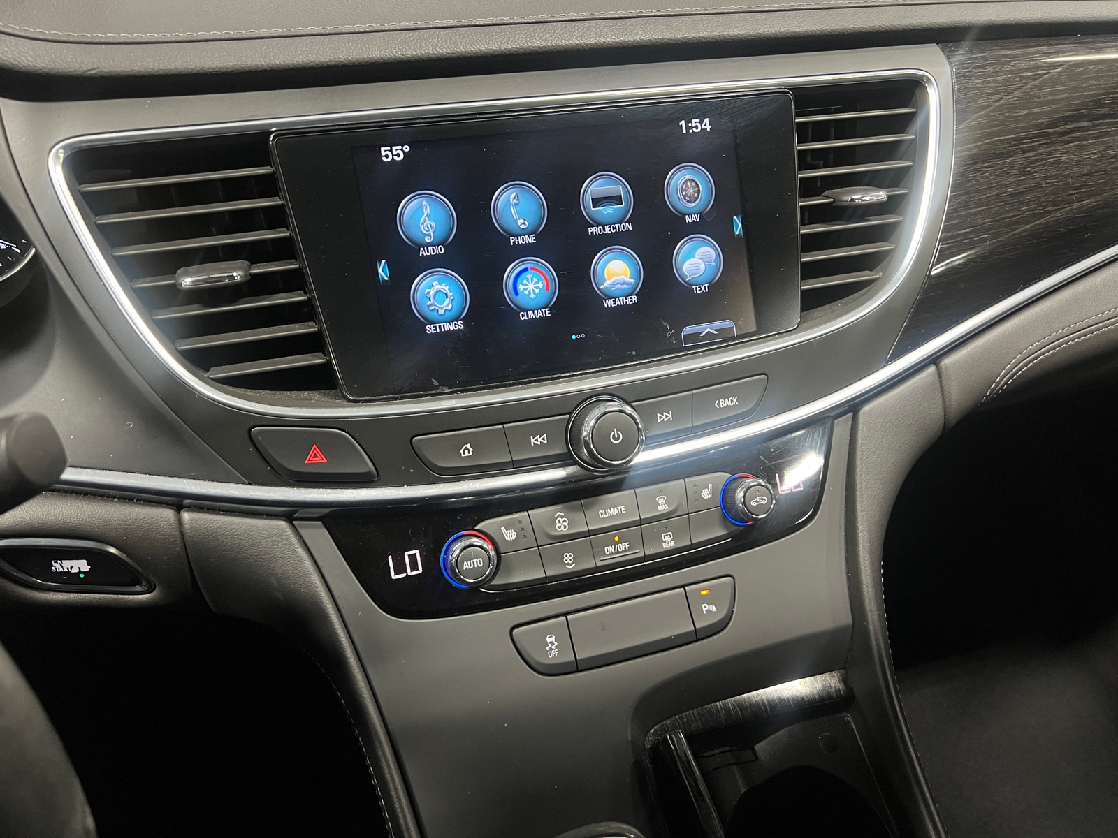 Thumbnail: 2017 Buick LaCrosse - 3
