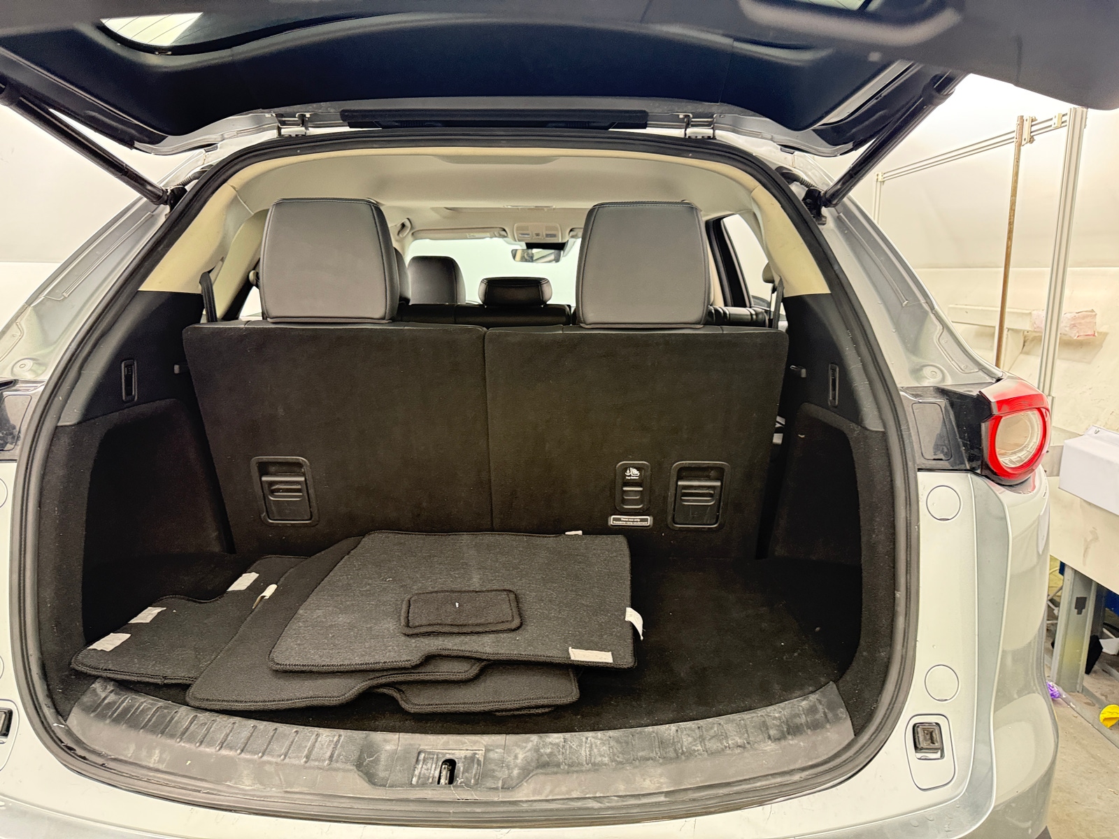 Thumbnail: 2023 Mazda CX-9 - 6