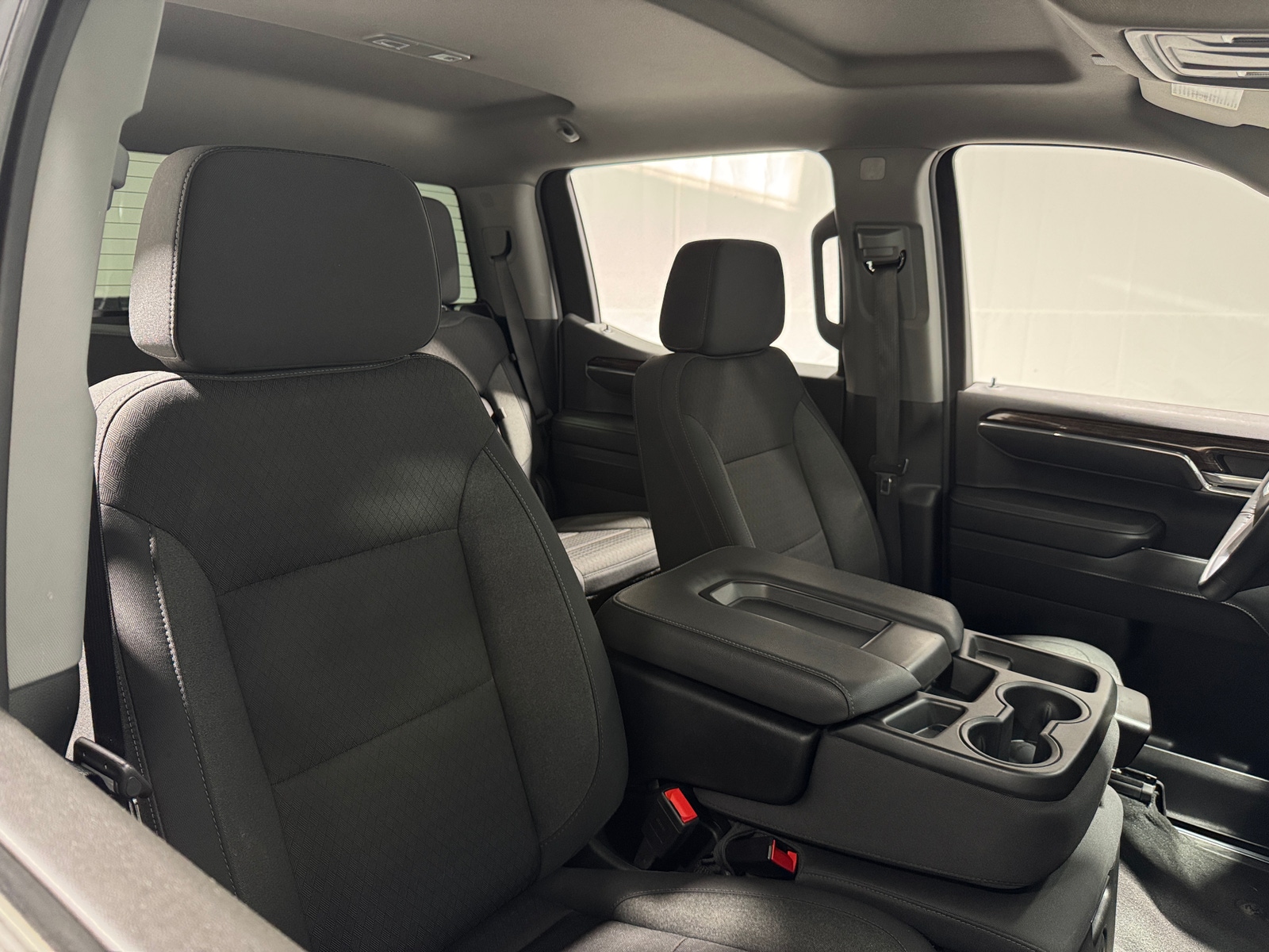 Thumbnail: 2024 GMC Sierra 1500 - 2