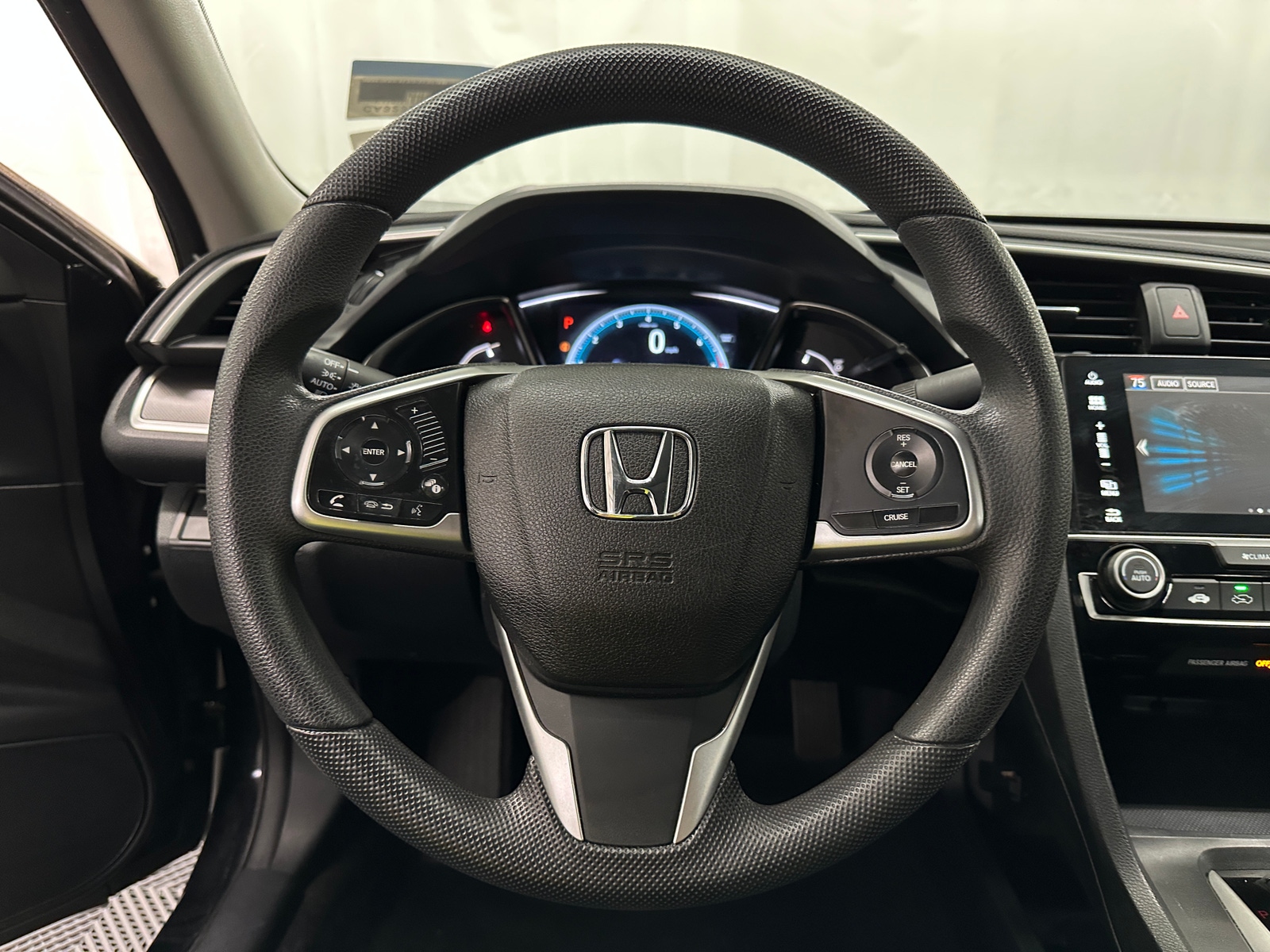 Thumbnail: 2018 Honda Civic - 5