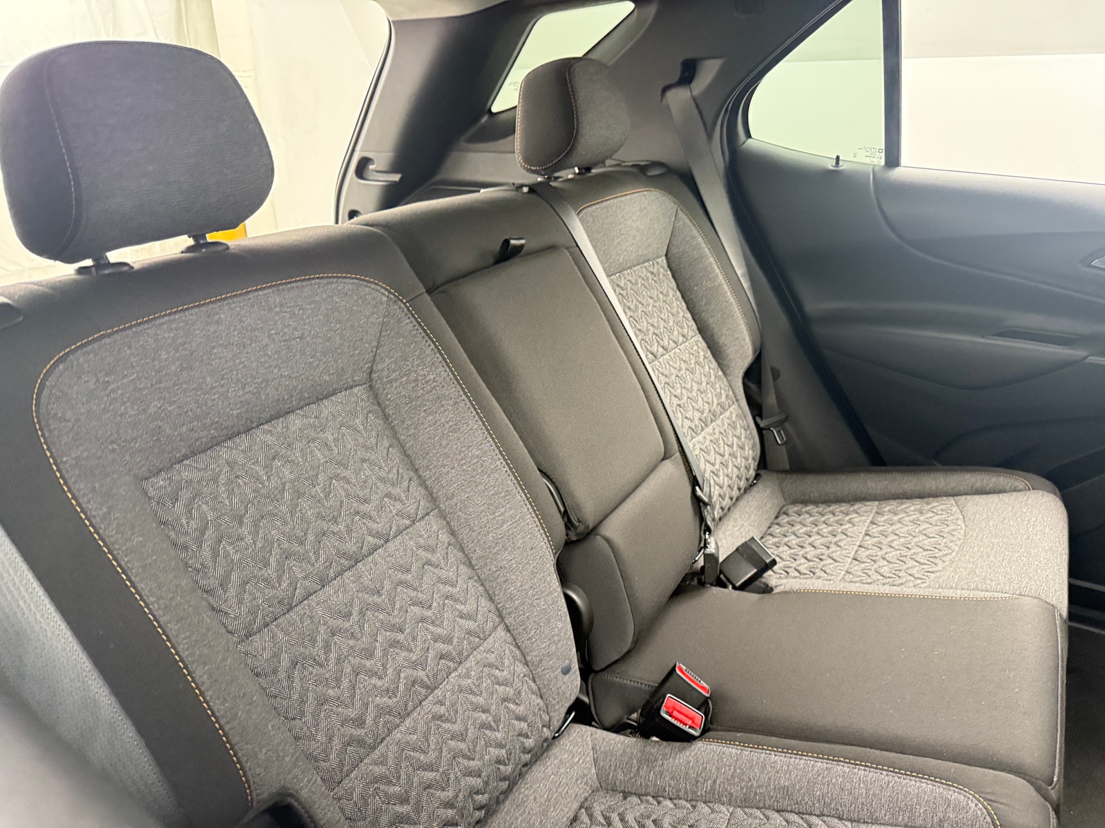 Thumbnail: 2022 Chevrolet Equinox - 6
