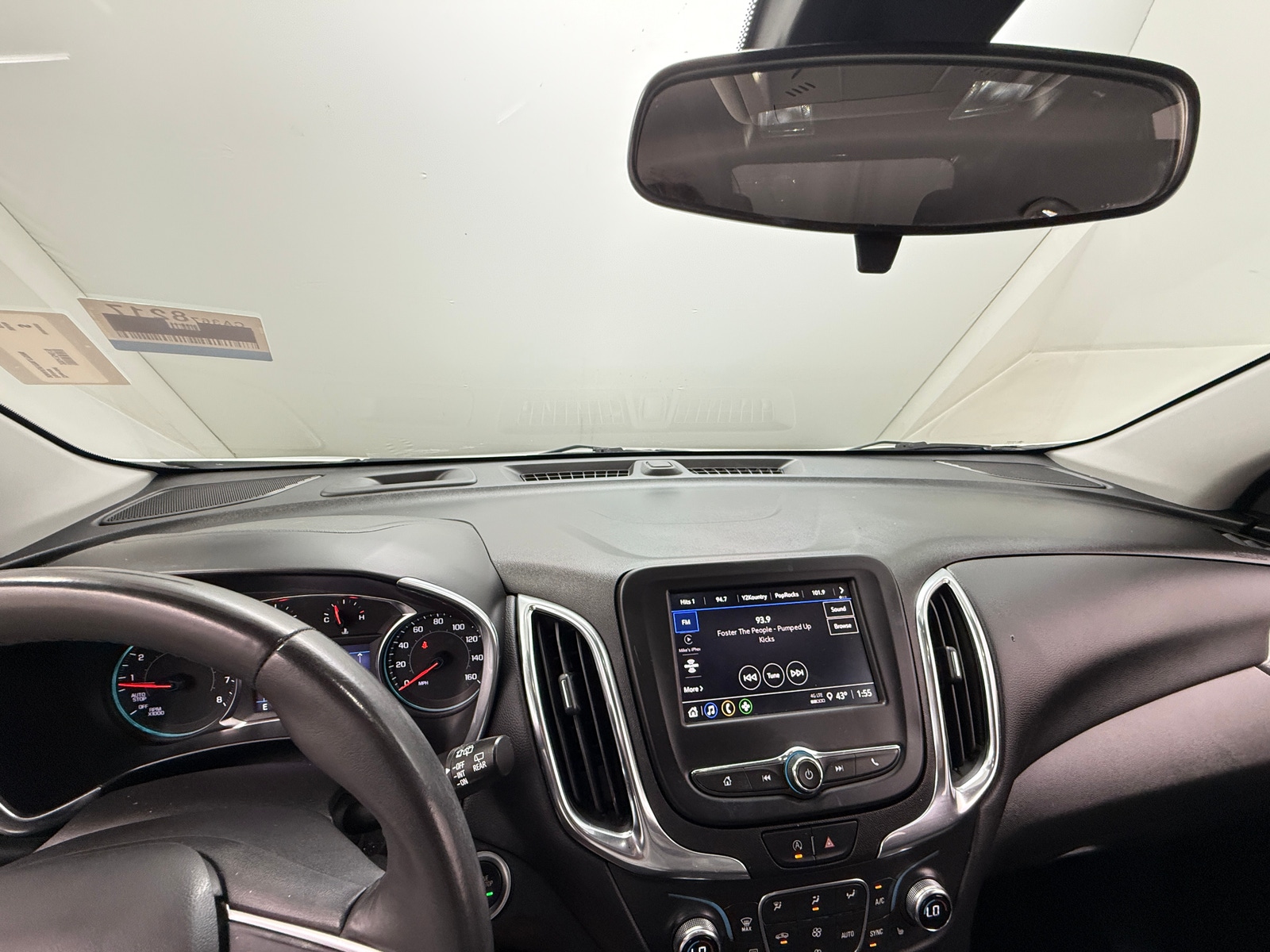 Thumbnail: 2022 Chevrolet Equinox - 3