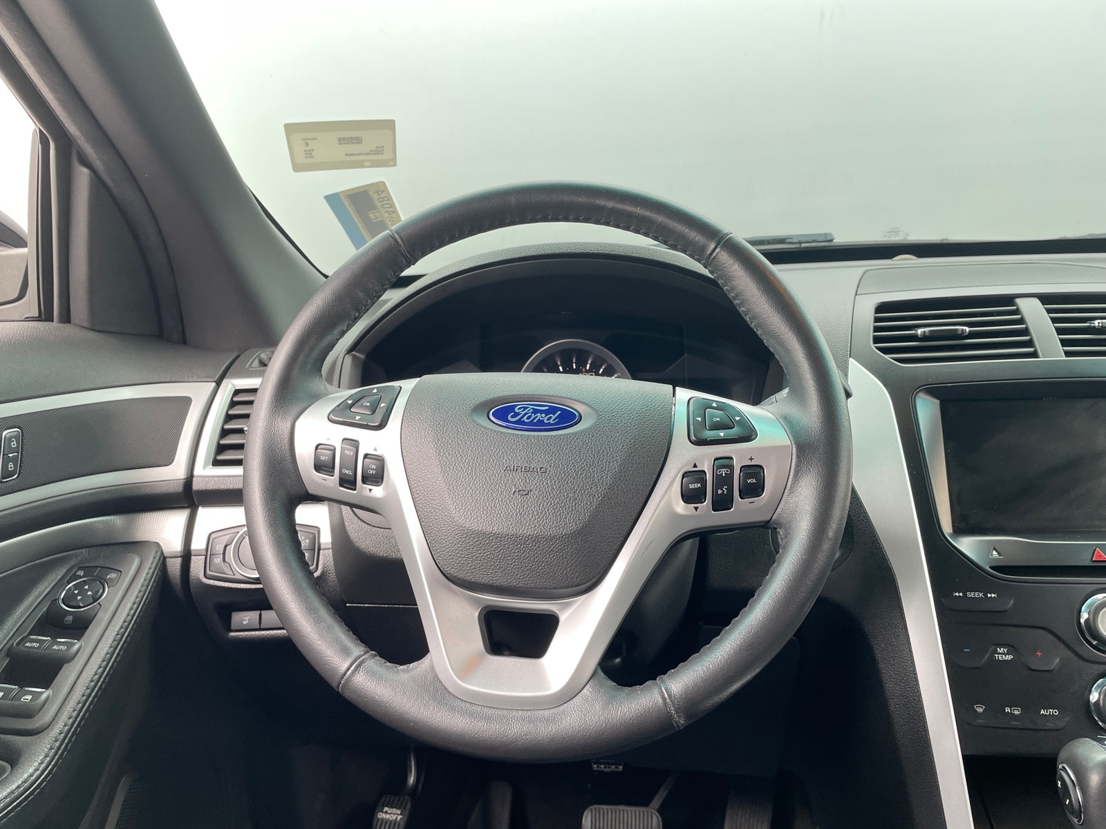 Thumbnail: 2015 Ford Explorer - 4